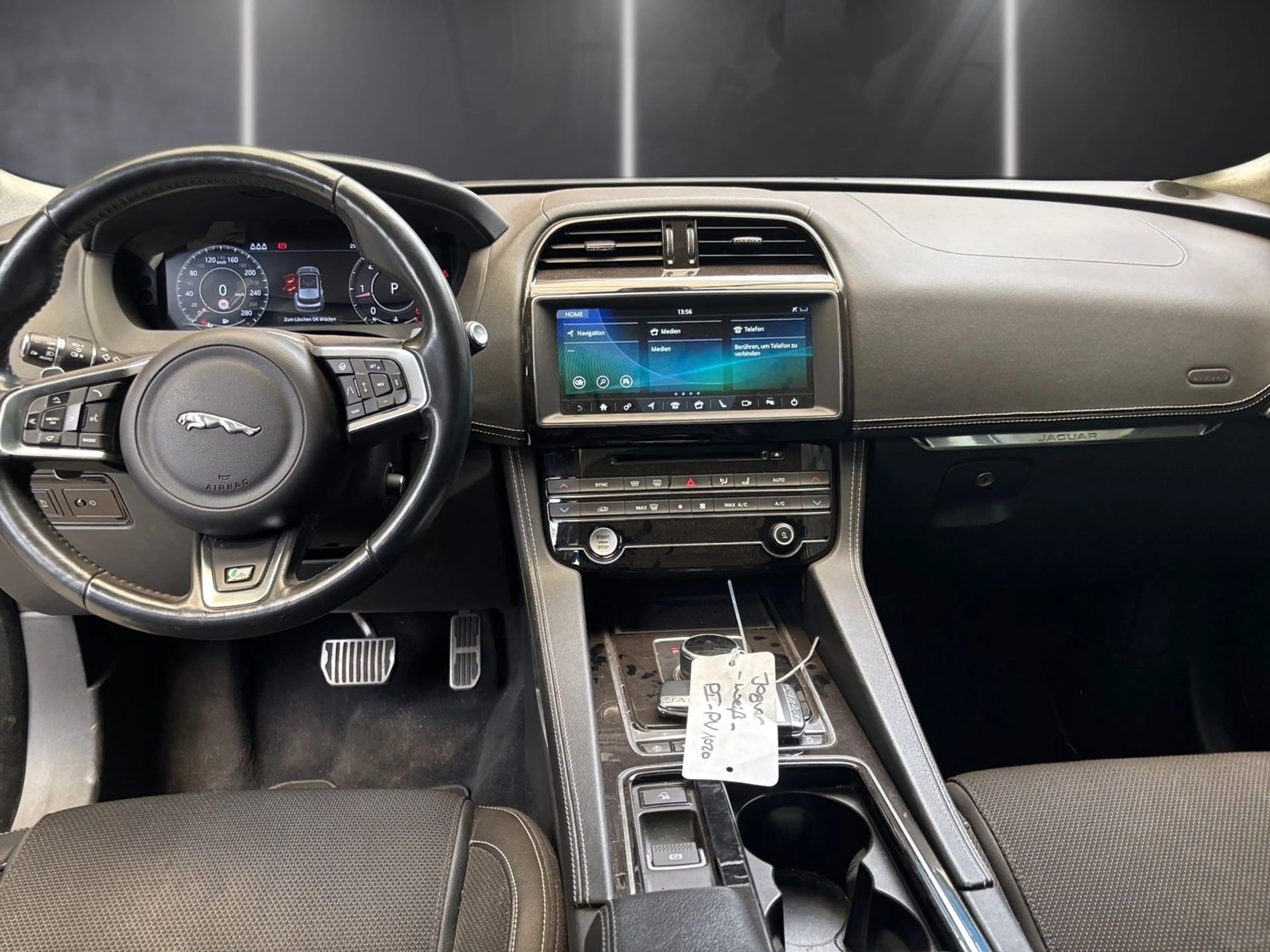Jaguar F-Pace F-PACE R-Sport AWD — photo 14
