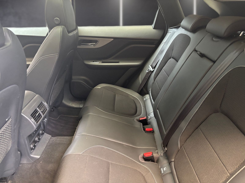 Jaguar F-Pace F-PACE R-Sport AWD — photo 15