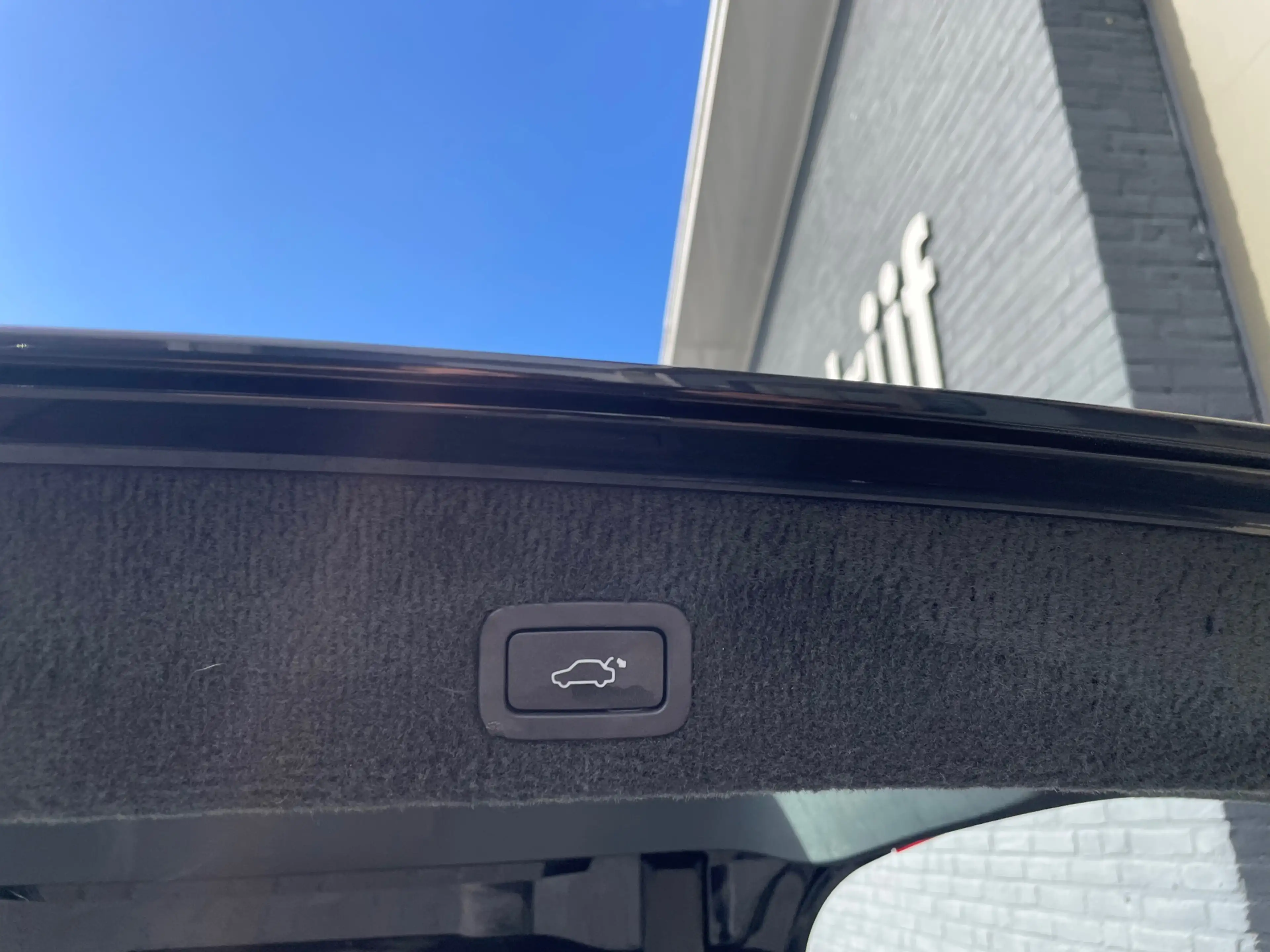 Volvo V70 1.6 T4 Nordic+ automaat trekhaak stoelverwarming — photo 33