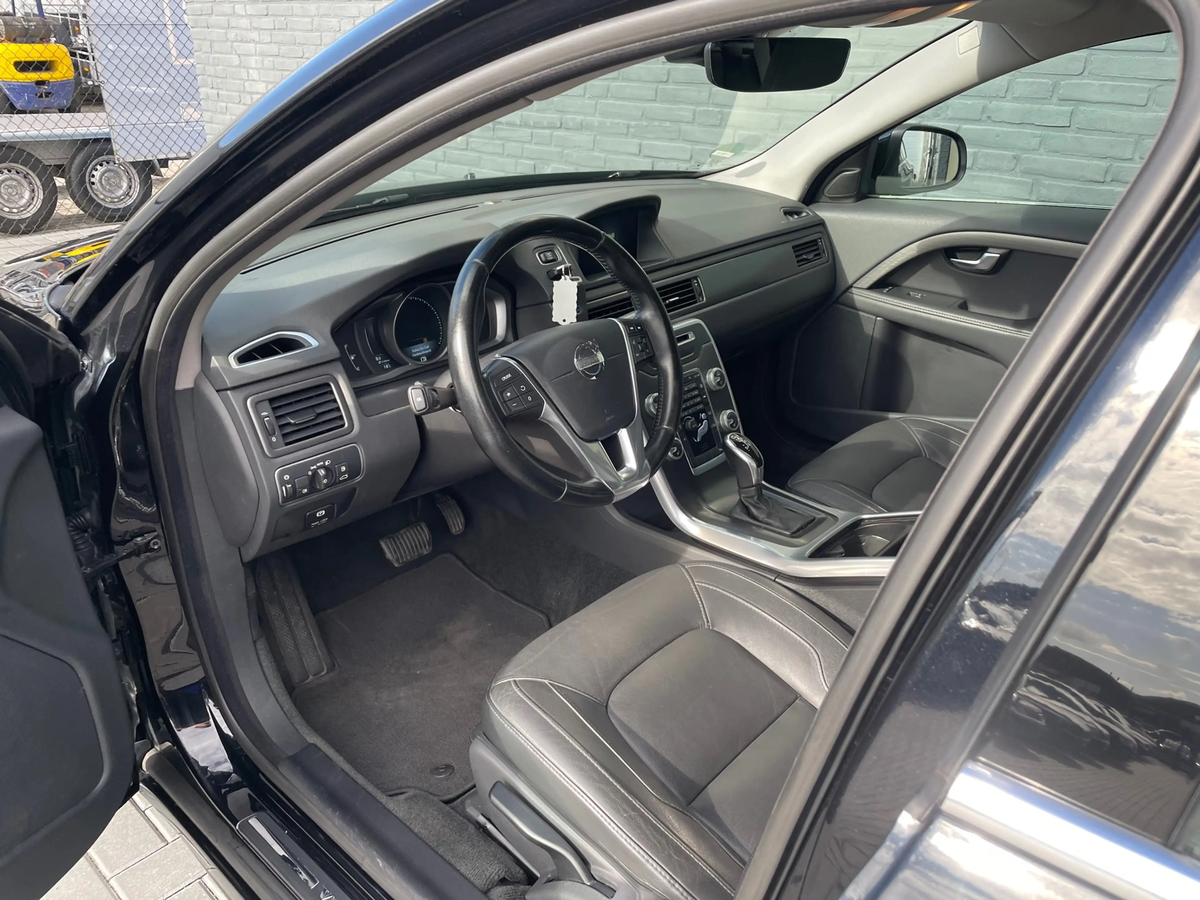 Volvo V70 1.6 T4 Nordic+ automaat trekhaak stoelverwarming — photo 10