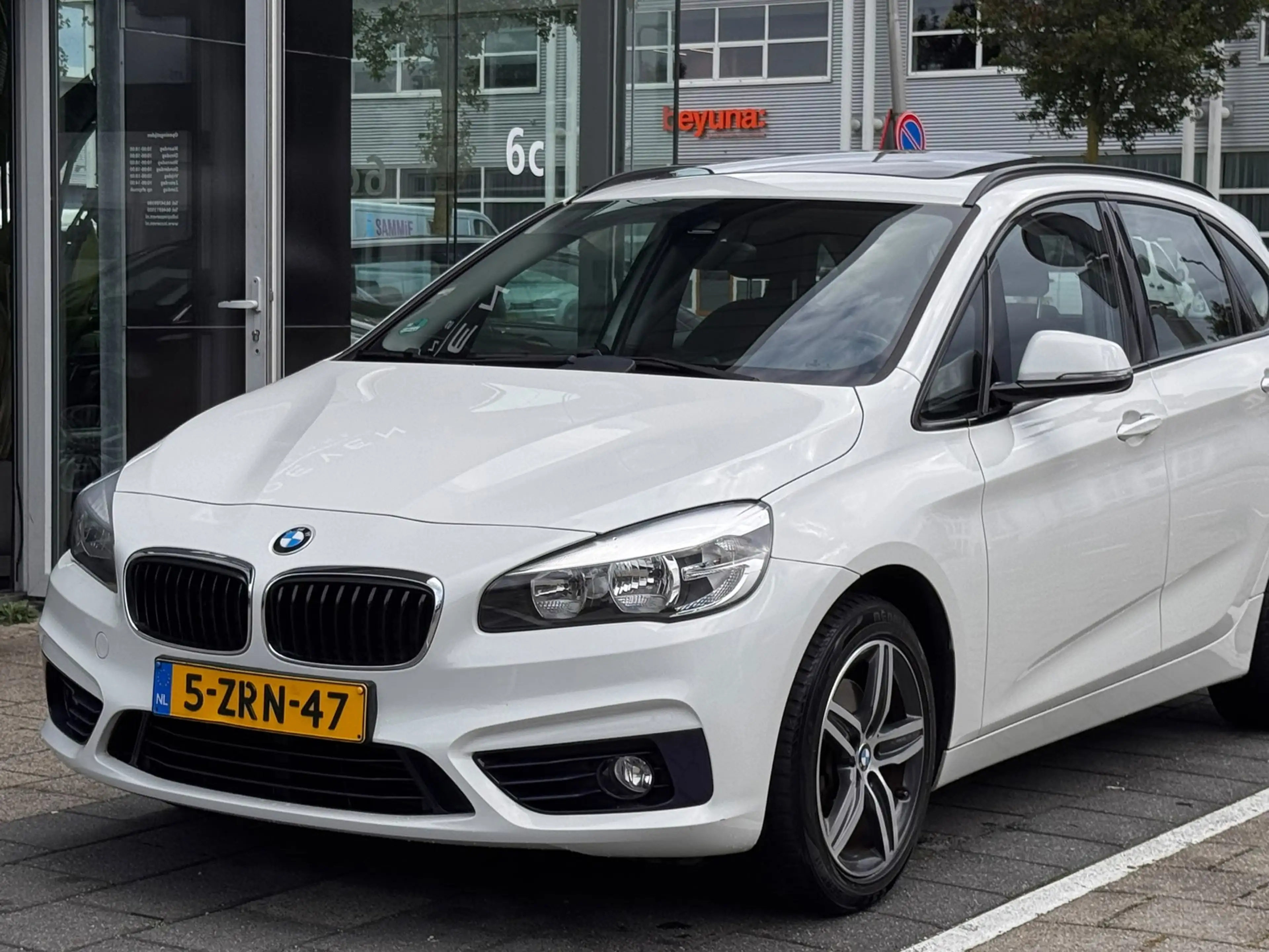 BMW 220 2-serie Active Tourer 220i Executive | Pano | Navi — photo 5