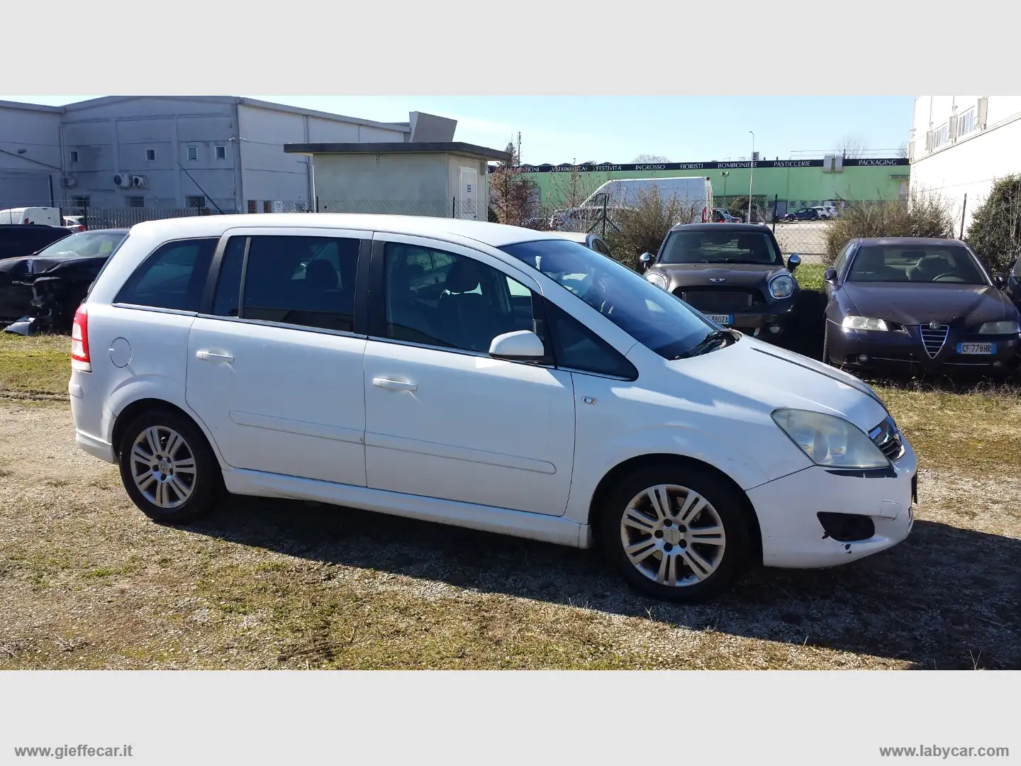 Opel Zafira 1.7 CDTI 110 CV Cosmo 7 POSTI Weiß - 2