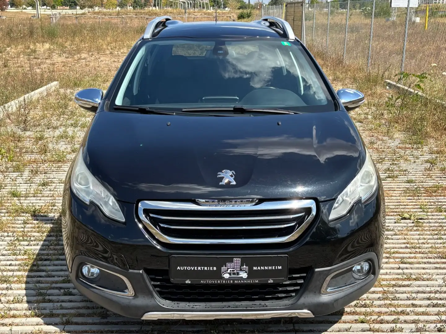 Peugeot 2008 Allure/PDC/SHZ/NAVI/EURO6/SPORTSITZE Nero - 2