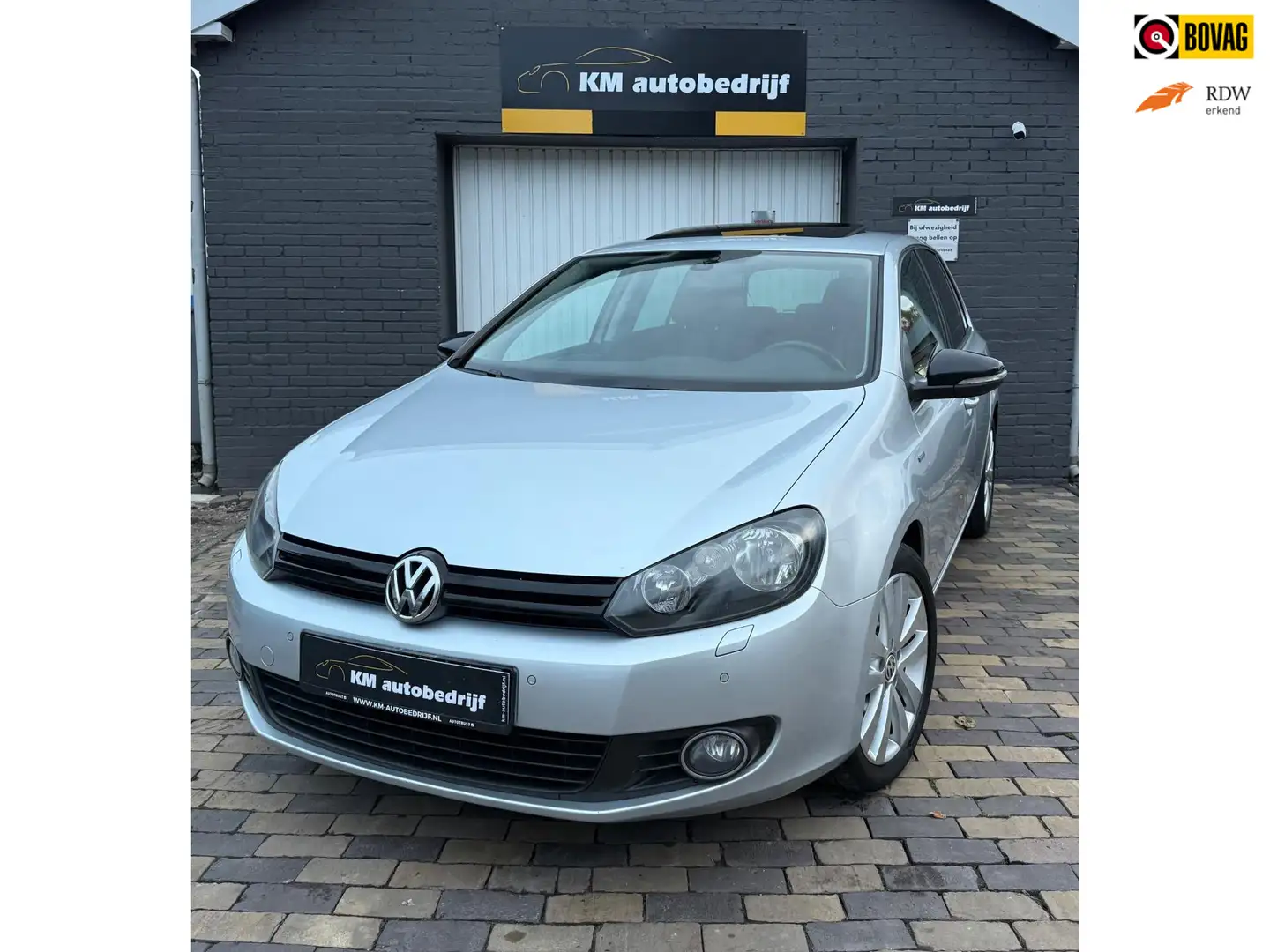 Volkswagen Golf 1.4 TSI Match *Clima*Keylesgo*Opendak*LM*Cruise*Na Gris - 1