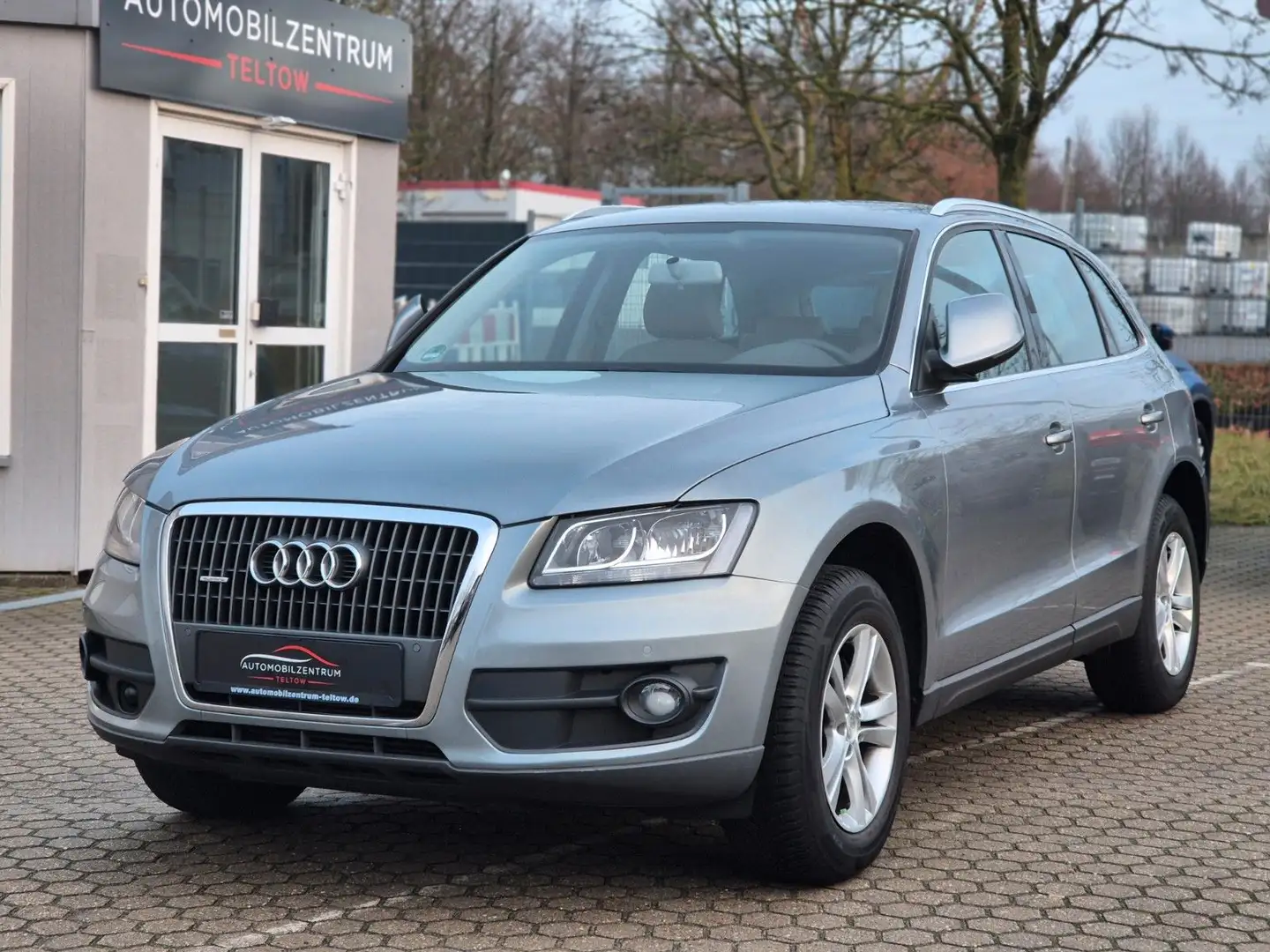 Audi Q5 2.0 TFSI S tronic quattro Leder Milano ACC Grau - 1