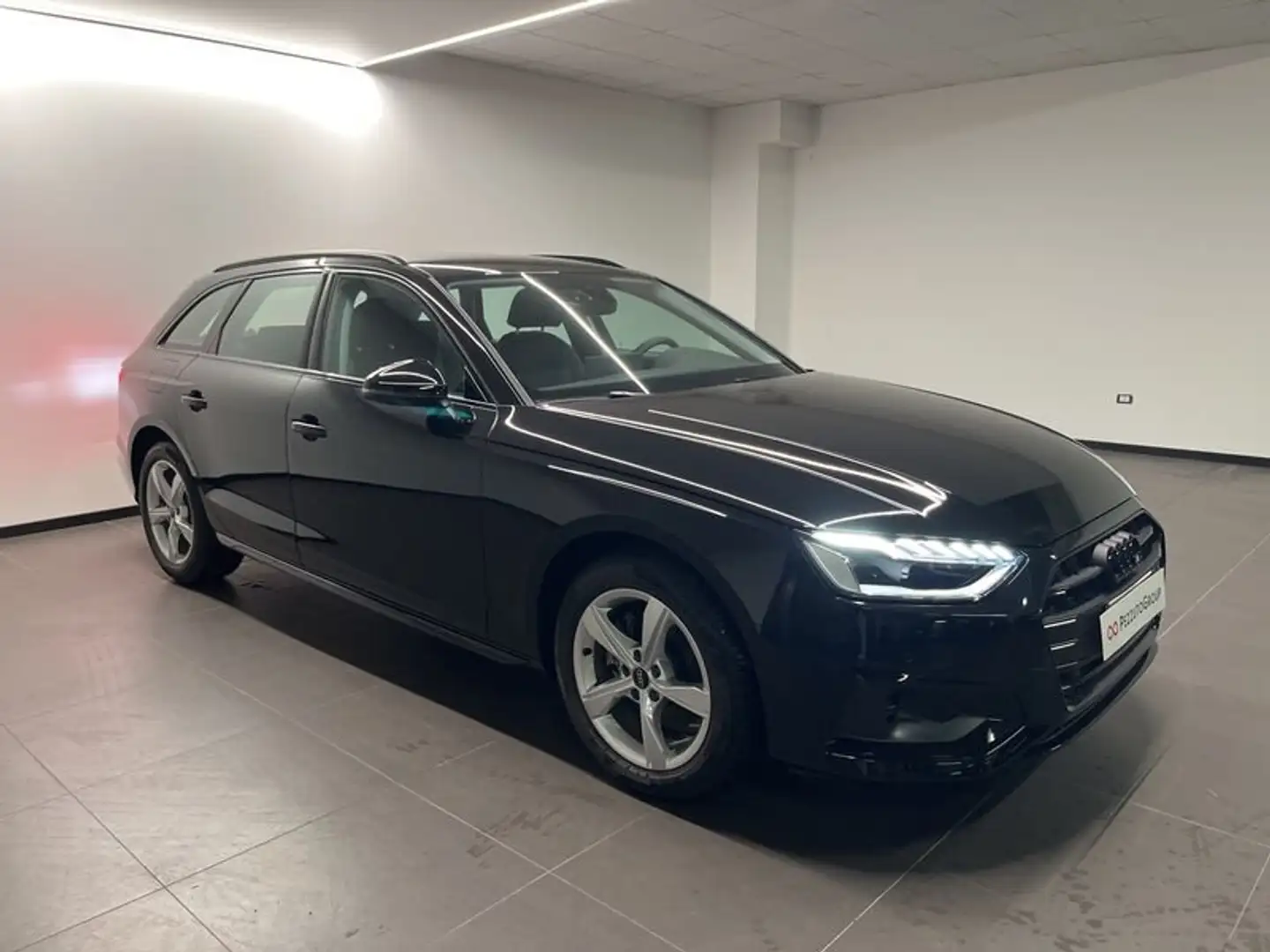 Audi A4 Audi Avant 35 TDI 120(163) kW(CV) S tronic Fekete - 2