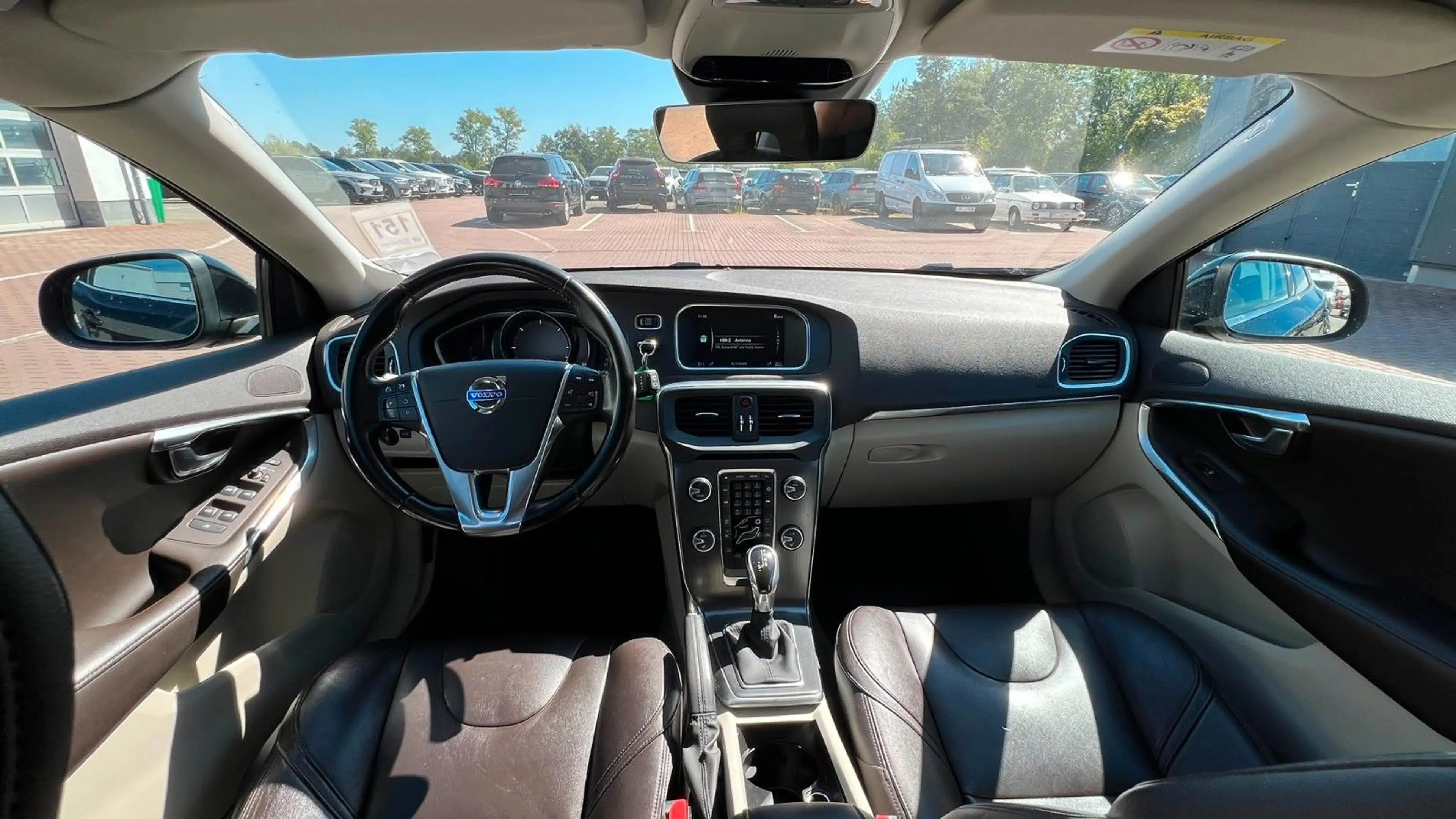 Volvo V40 D4 Summum KAM*STZHZ*AUT* — photo 13