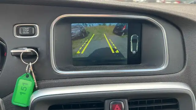 Volvo V40 view 20