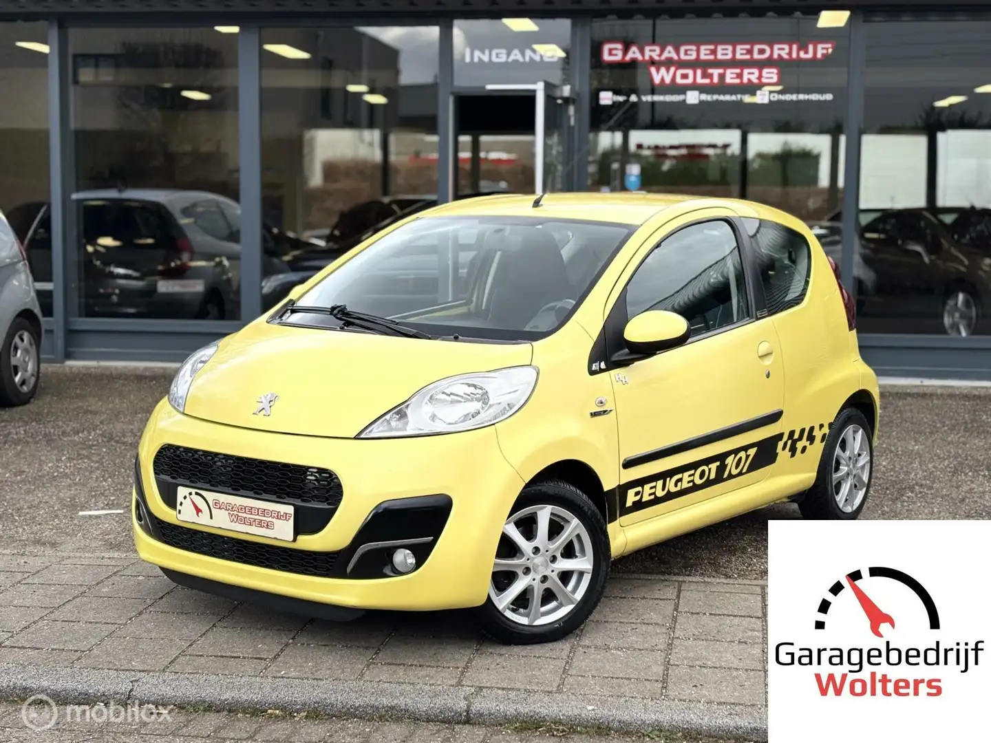 Peugeot 107 1.0-12V Sportium elec.pakket centr vergren. Geel - 1
