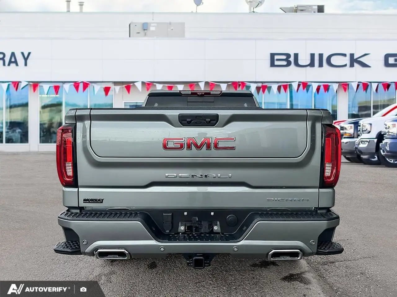 GMC Sierra 1500 снимка GMC Sierra 1500