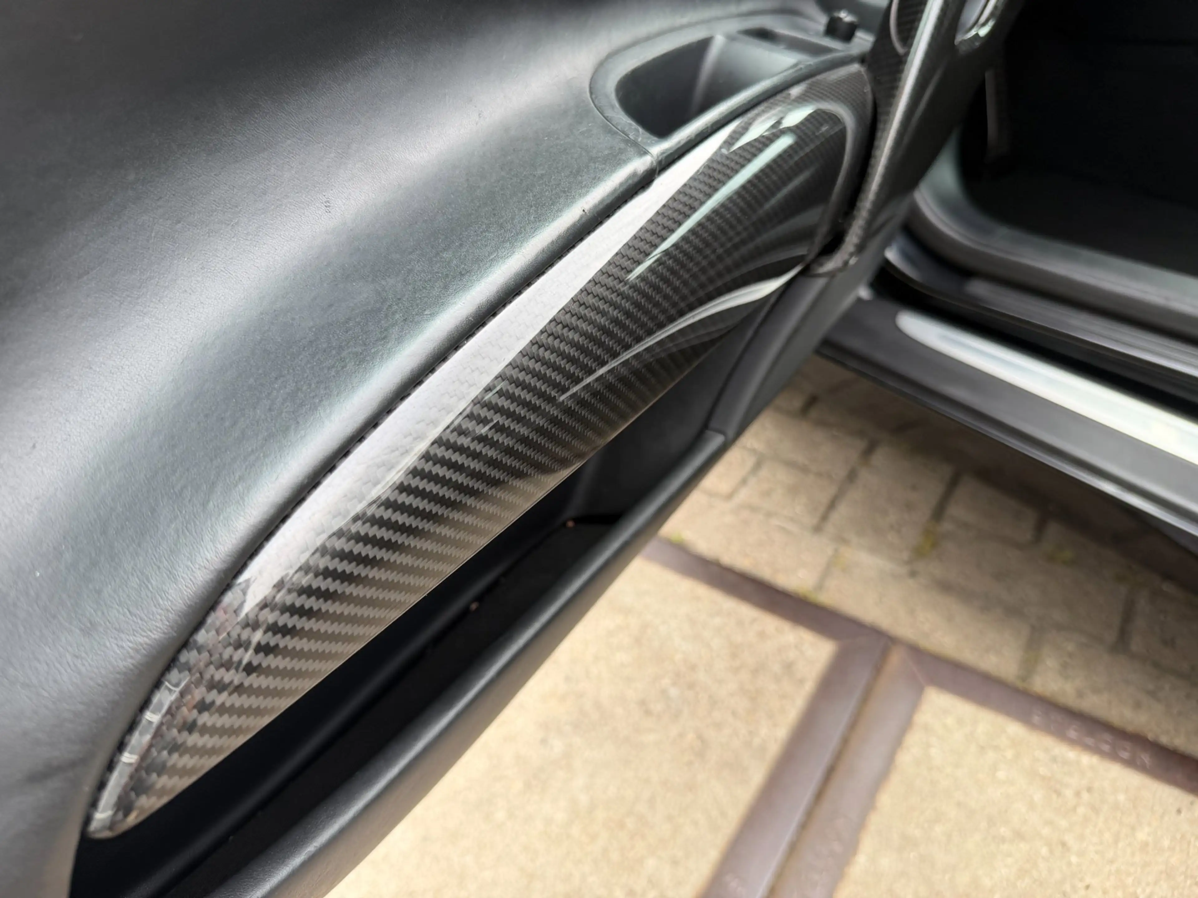 Audi R8 4.2 V8 FSI Quattro / Carbon / B&O / Alcantara / in — photo 31