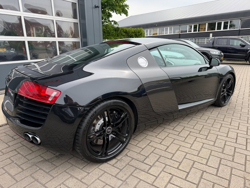 Audi R8 4.2 V8 FSI Quattro / Carbon / B&O / Alcantara / in — photo 6
