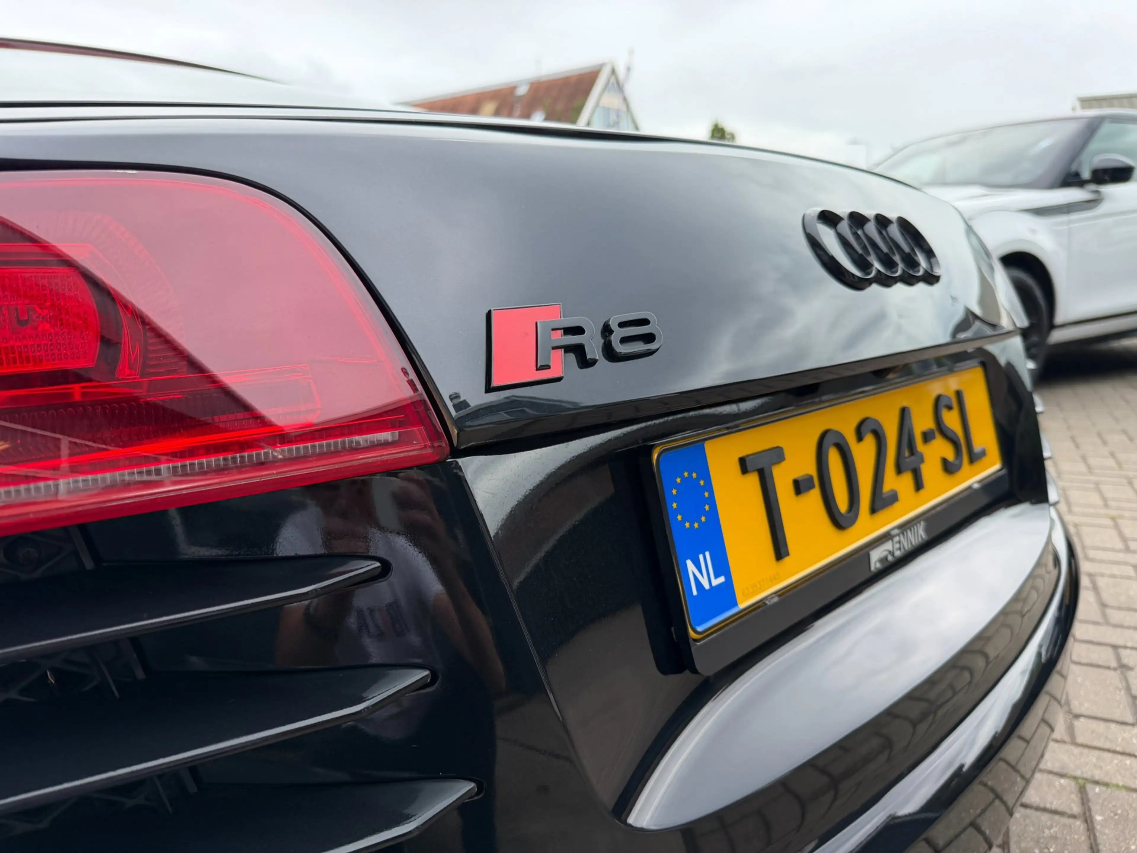 Audi R8 4.2 V8 FSI Quattro / Carbon / B&O / Alcantara / in — photo 27