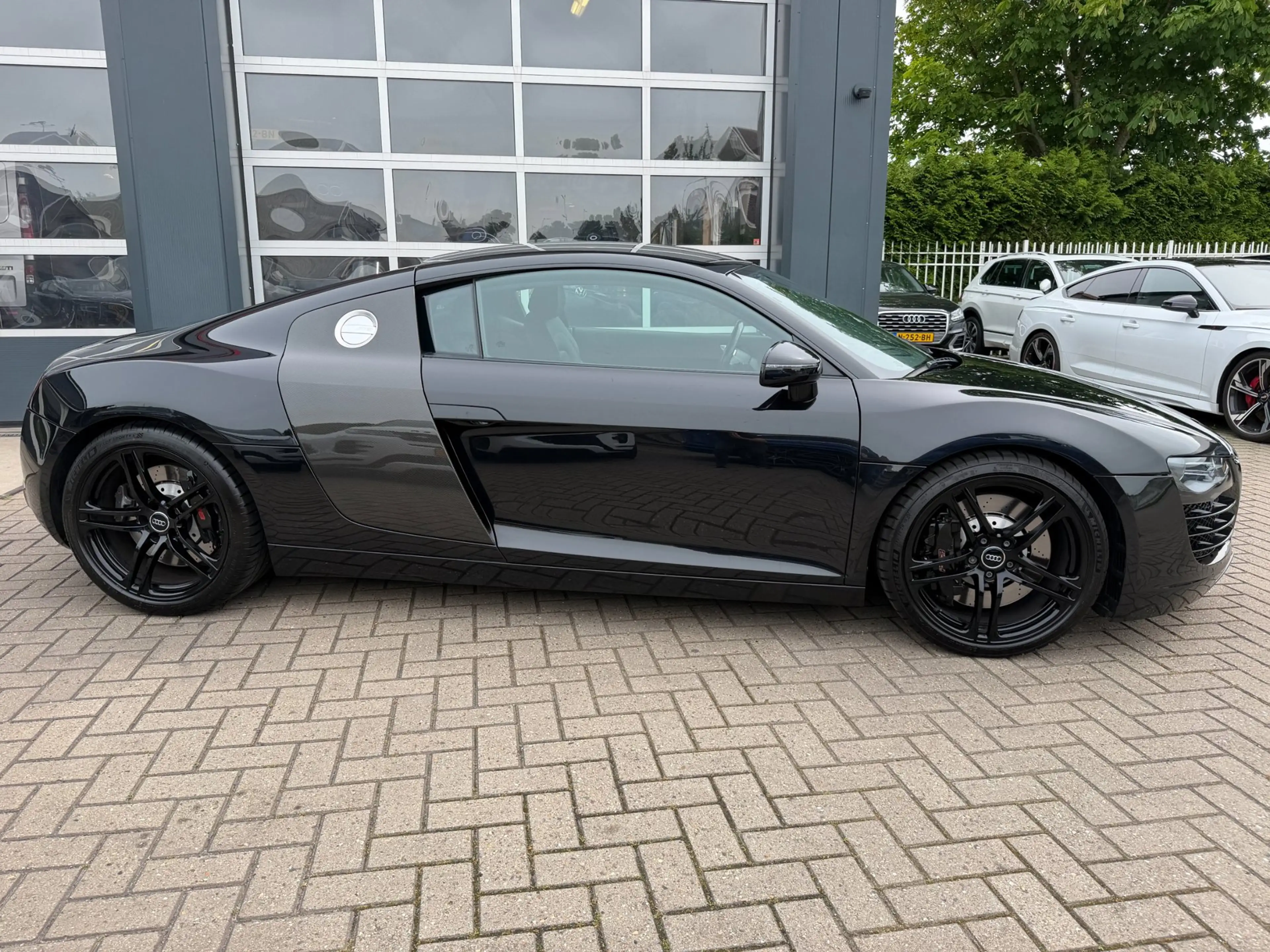 Audi R8 4.2 V8 FSI Quattro / Carbon / B&O / Alcantara / in — photo 5