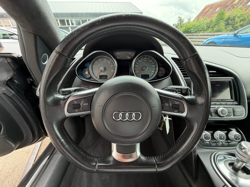 Audi R8 4.2 V8 FSI Quattro / Carbon / B&O / Alcantara / in — photo 35