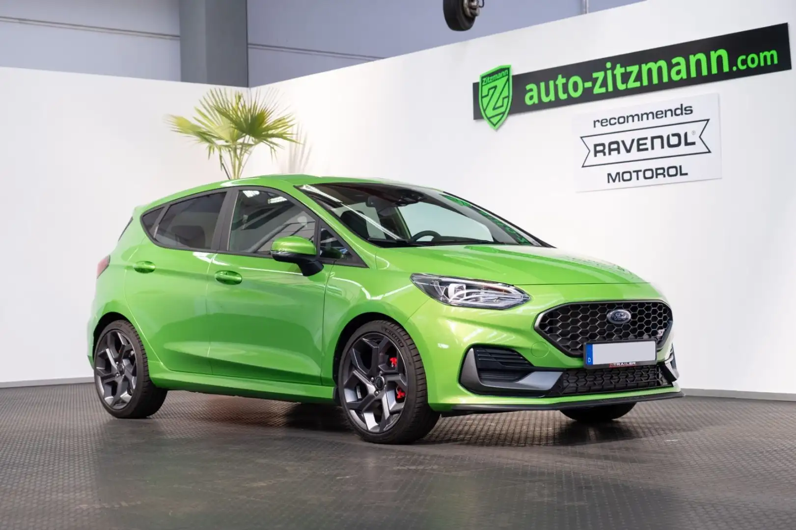 Ford Fiesta ST X Performance/Winter/Garantie Grün - 1