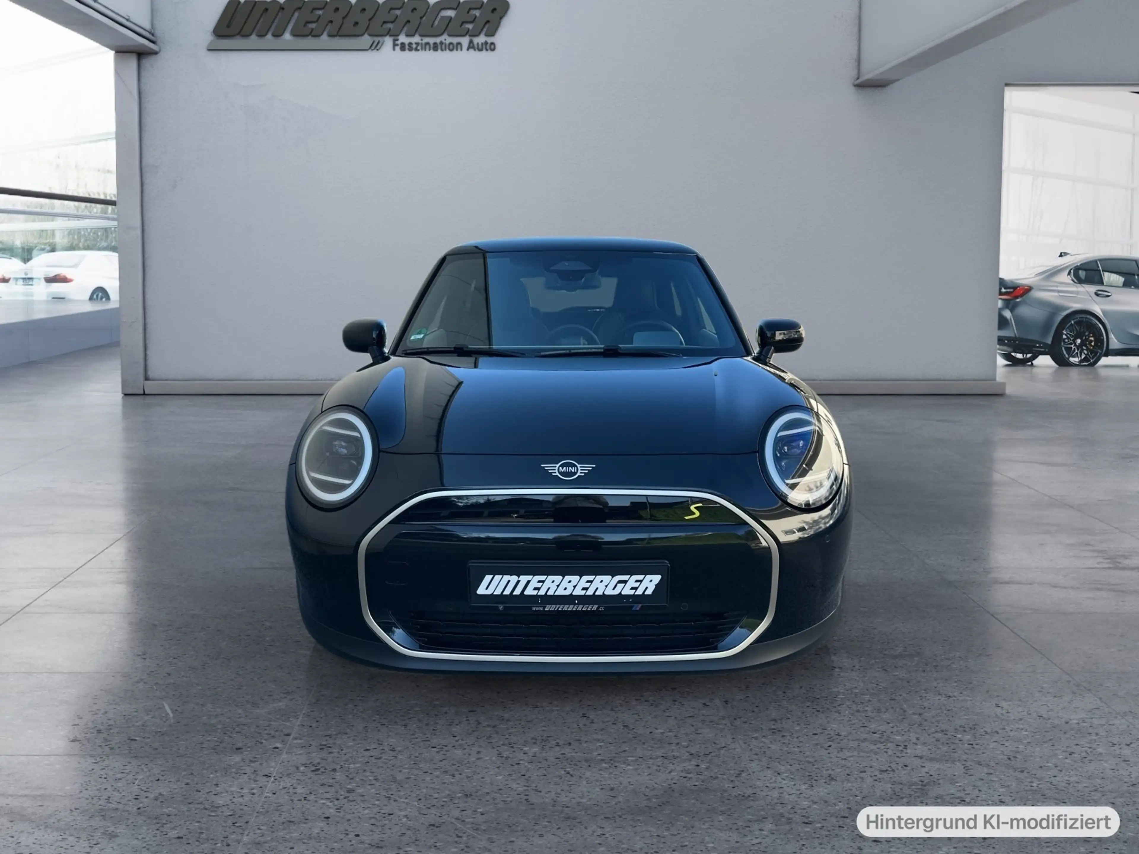 MINI Cooper SE Favoured Trim HUD Pano.Dach 18" AC-Plus — photo 2
