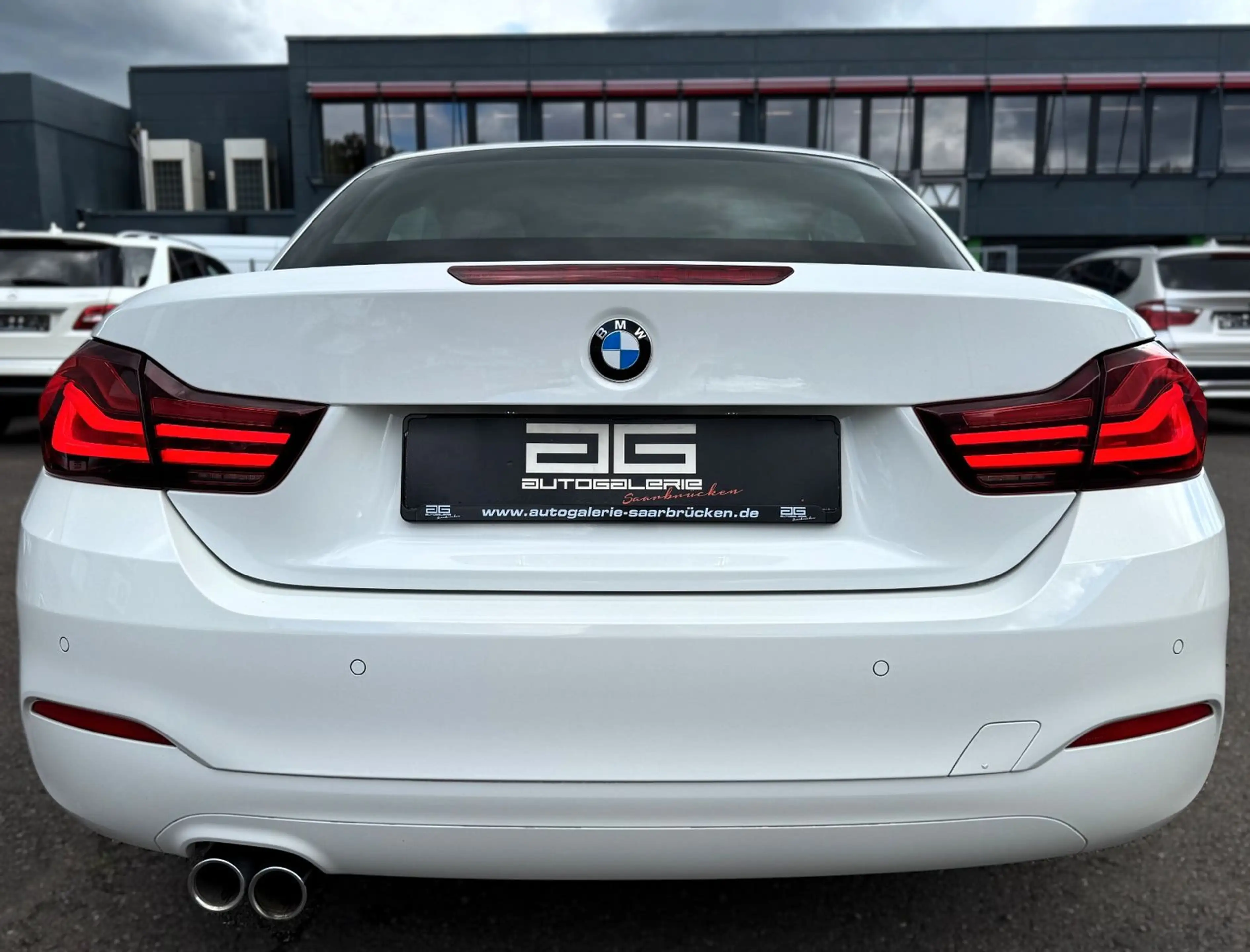 BMW 420 i Cabrio Autom. *LEDER/HUD/AIRSCARF/NAVI/LED* — photo 5