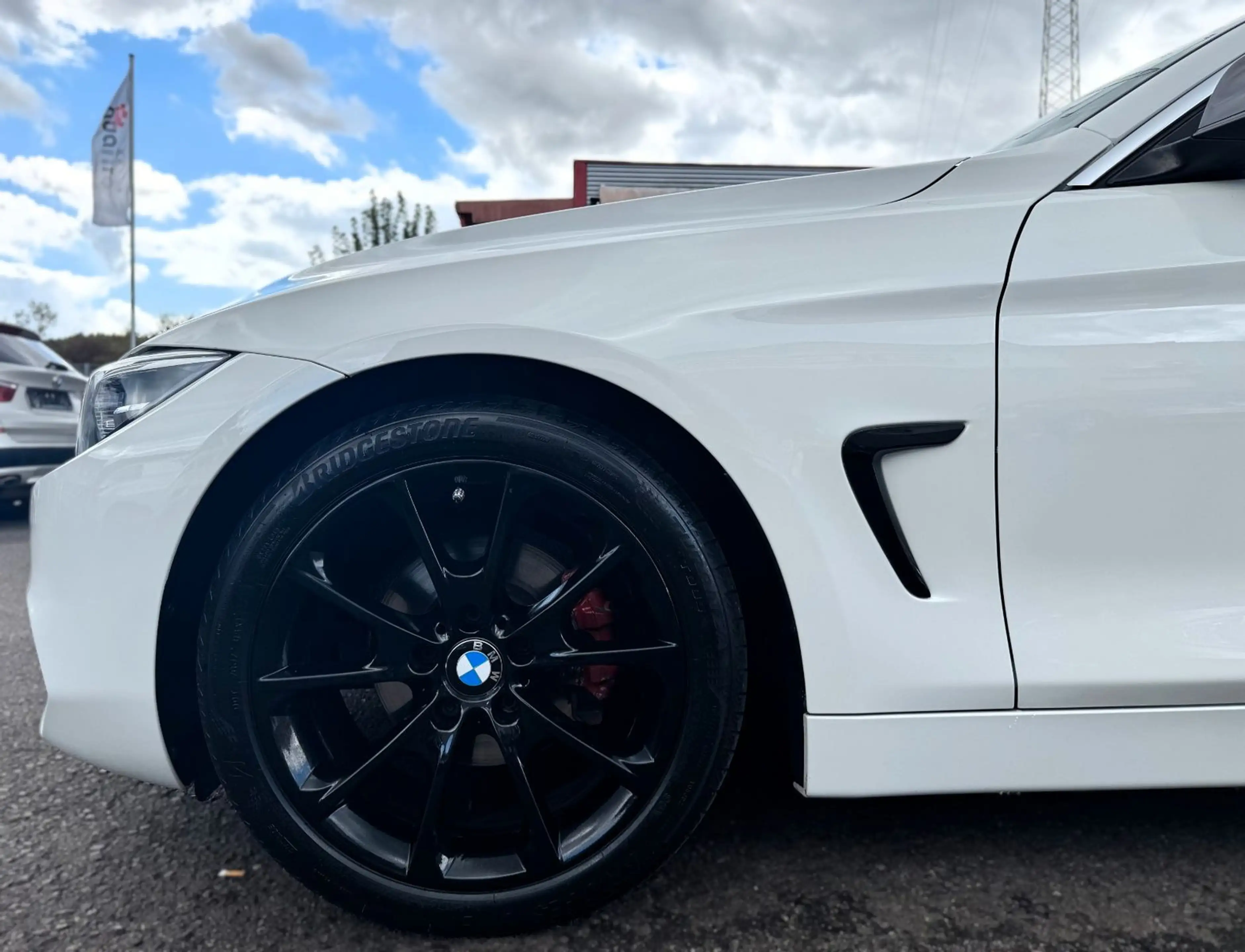 BMW 420 i Cabrio Autom. *LEDER/HUD/AIRSCARF/NAVI/LED* — photo 15