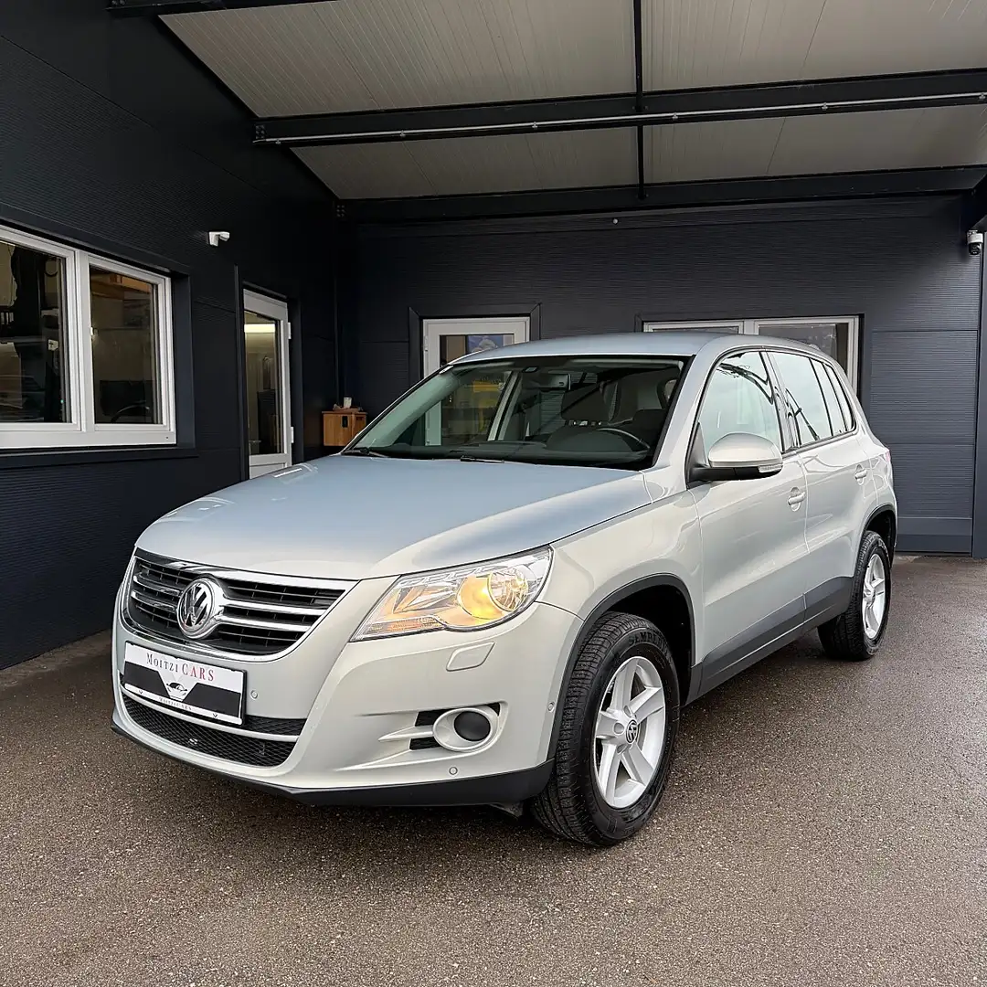 Volkswagen Tiguan 1,4 TSI Trend&Fun BMT Grau - 1