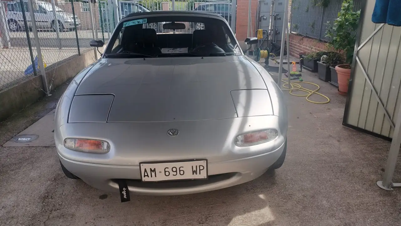 Mazda MX-5 1.6i 16v, foto 1