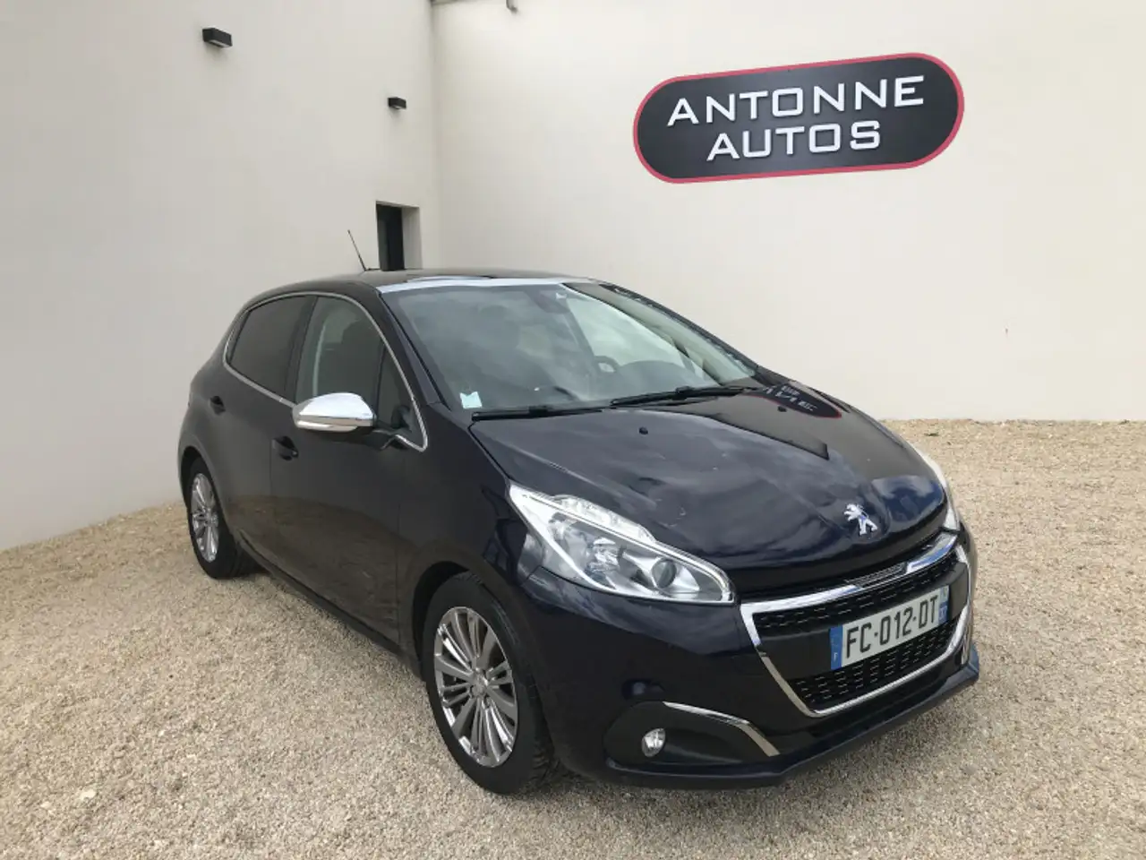 Peugeot 208 1.5 BLUEHDI 100CH E6.C ALLURE BVM5 5P