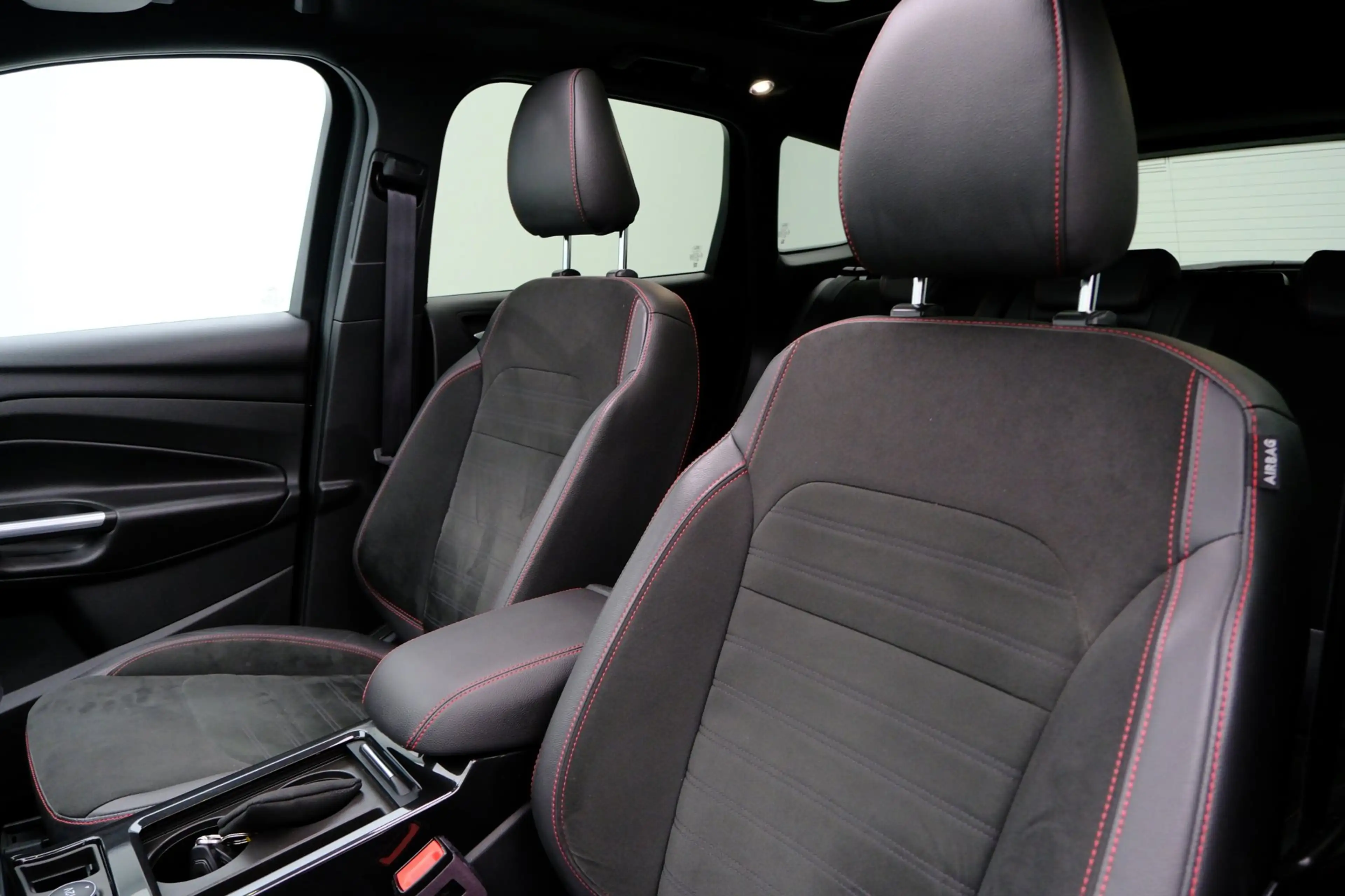Ford Kuga 1.5 EcoBoost ST Line Pano|1e Eig!|Leder-alcantara| — photo 29