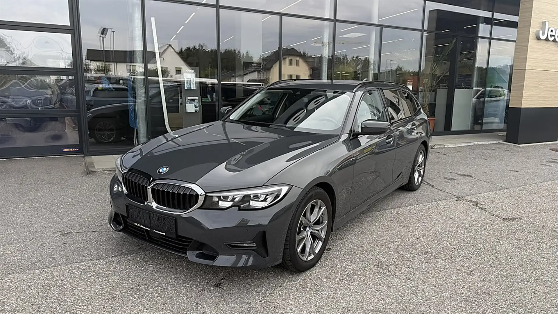 BMW 320 d Touring 48 V Mild-Hybrid-Technologie Aut. Spo... Grau - 1