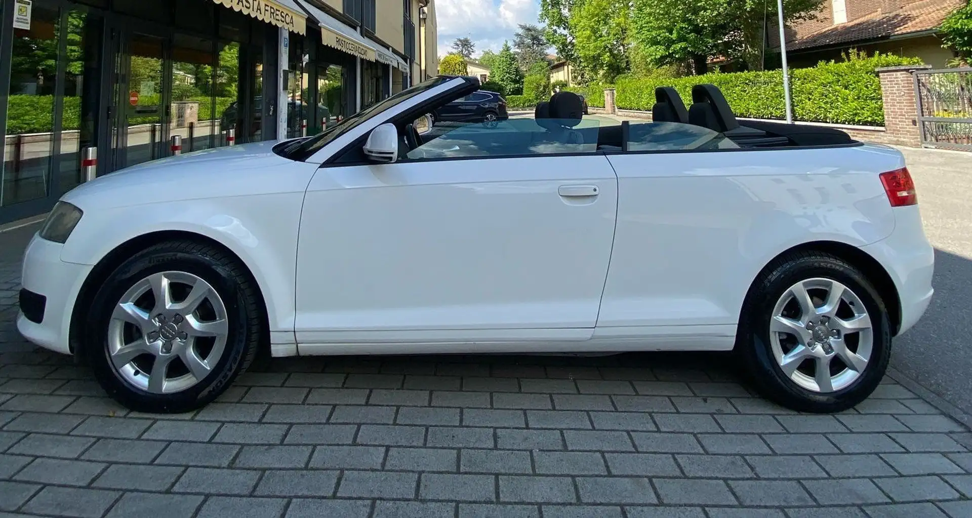 Audi Cabriolet A3 Cabrio 1.6 TFSI Attraction Alb - 1