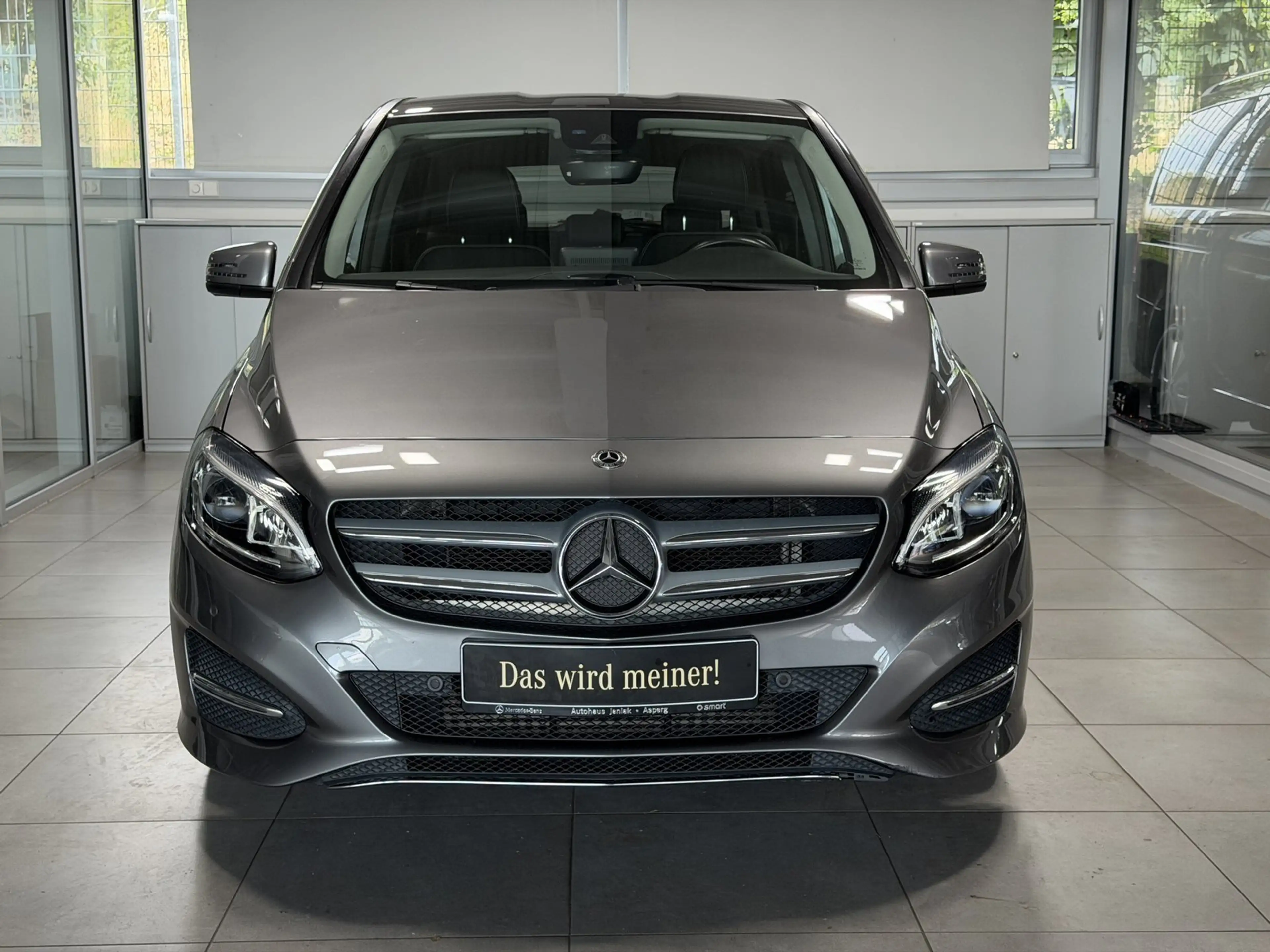 Mercedes-Benz B 200 d Urban LED NAVI PDC&KAM KLIMA+AMBIENTE+SHZ — photo 6
