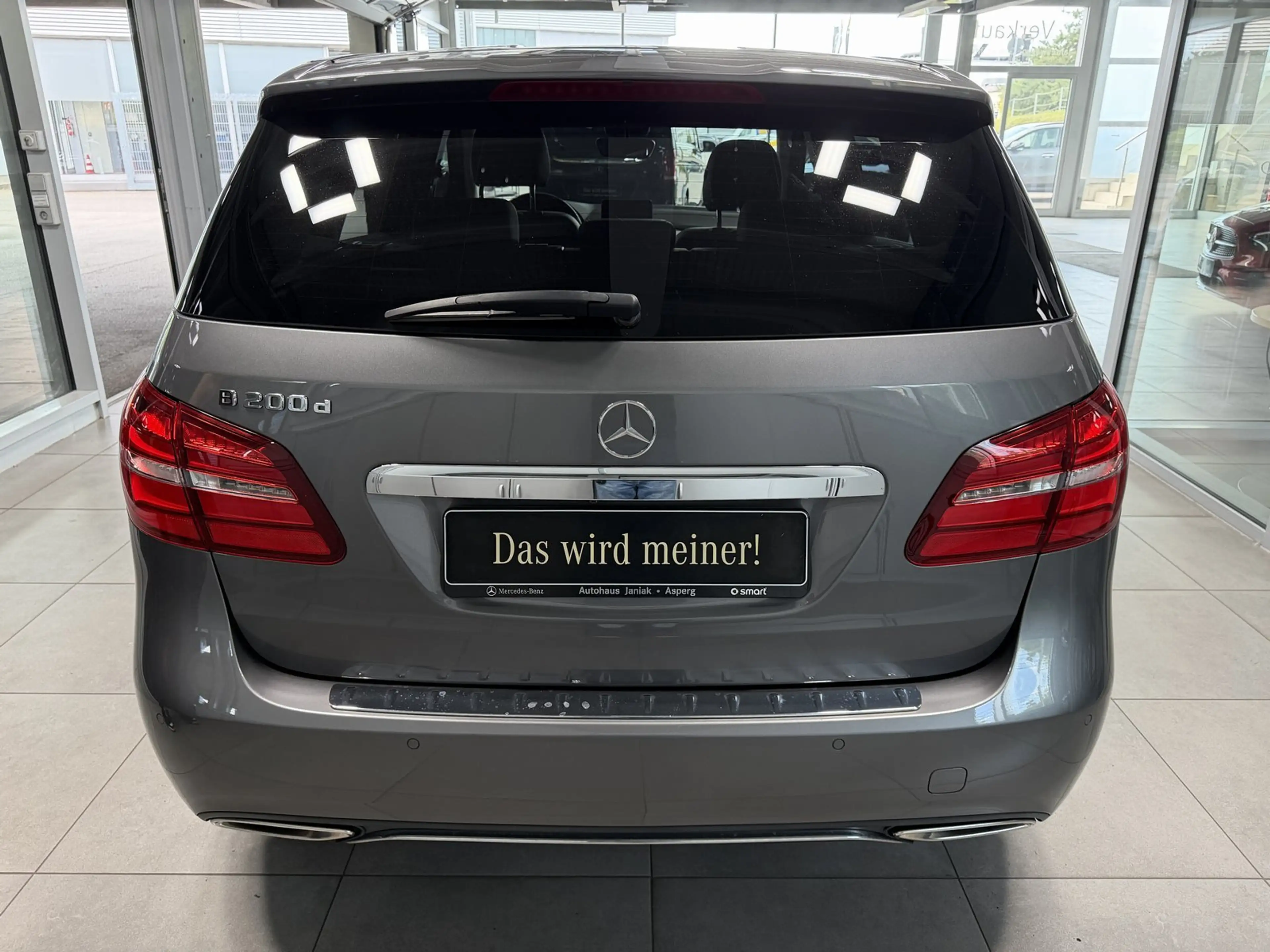 Mercedes-Benz B 200 d Urban LED NAVI PDC&KAM KLIMA+AMBIENTE+SHZ — photo 7