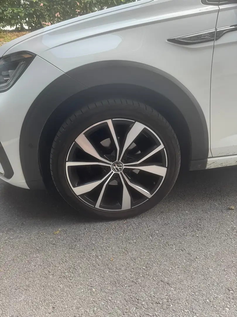 Volkswagen Taigo Taigo 1,0 TSI R-Line DSG Aut. R-Line Weiß - 2