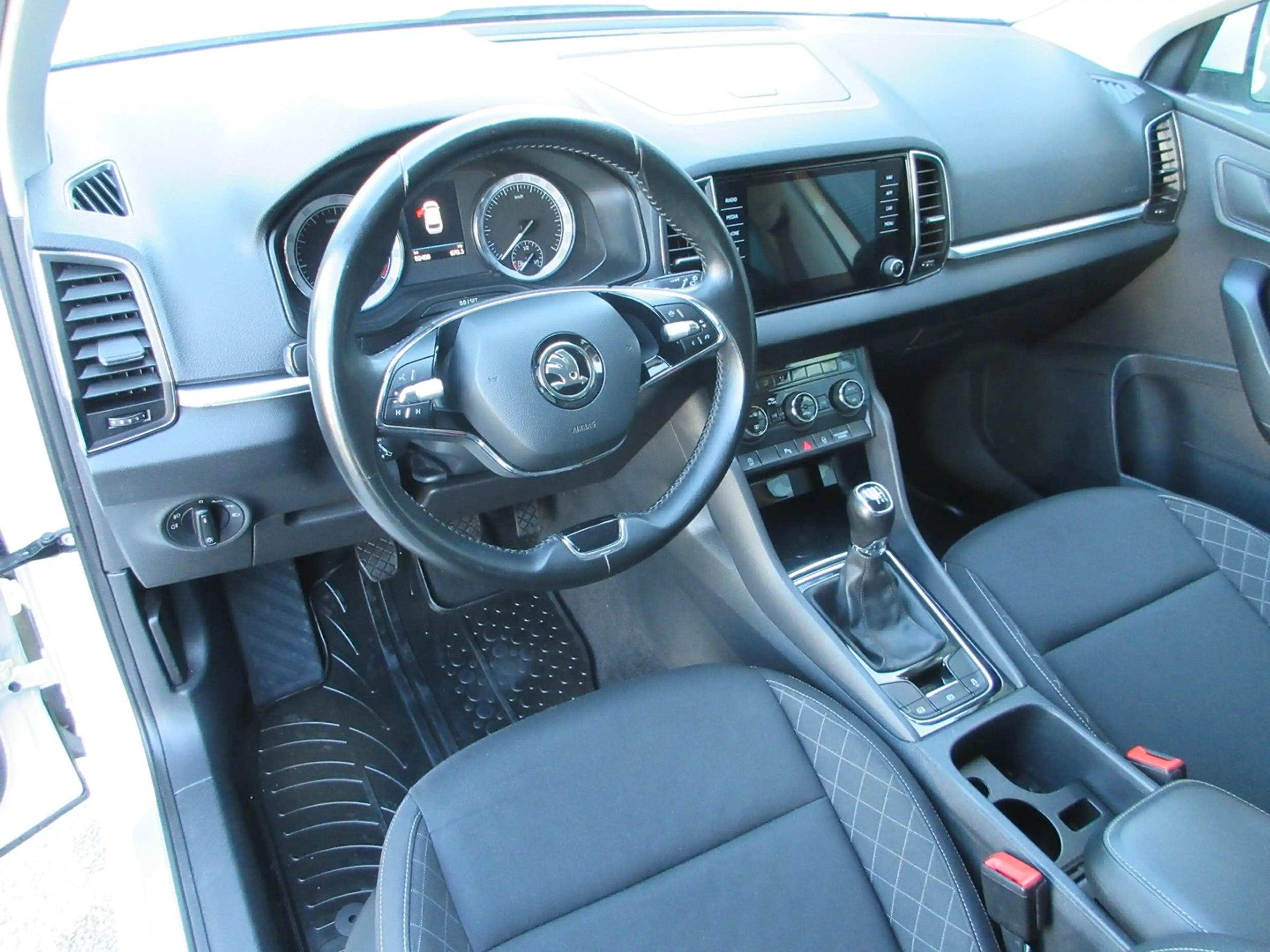 Skoda Karoq Ambition SC TSI — photo 12