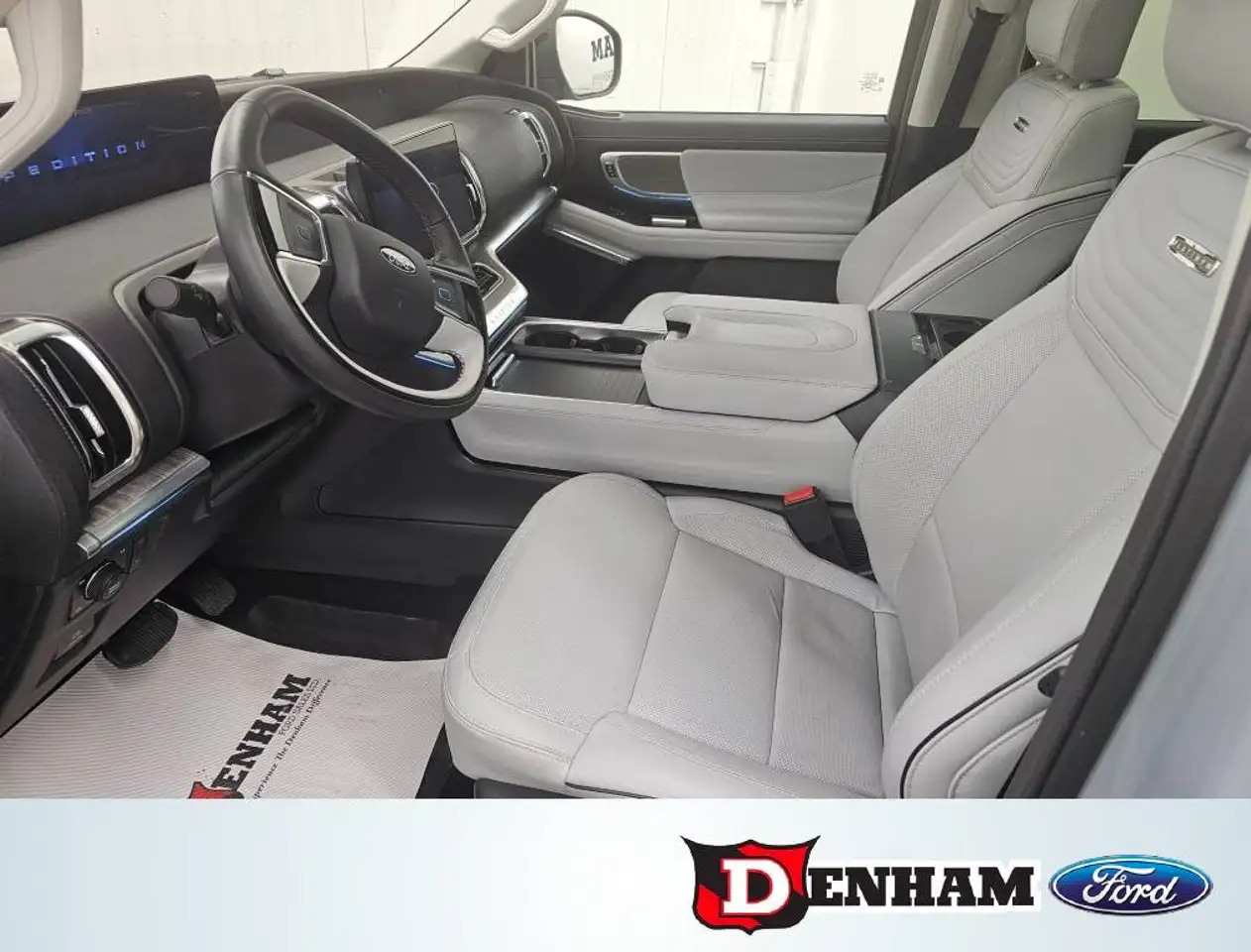 Ford Expedition снимка Ford Expedition