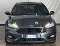 Ford Focus Focus IV 2015 5p 1.5 tdci ST-Line Business s Gris - thumbnail 2