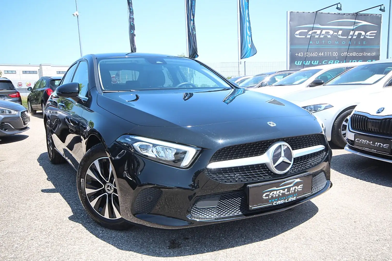 Mercedes-Benz A 180 d Limousine Aut. |LED |Navi |Ambientenbeleuchtu... Schwarz - 1
