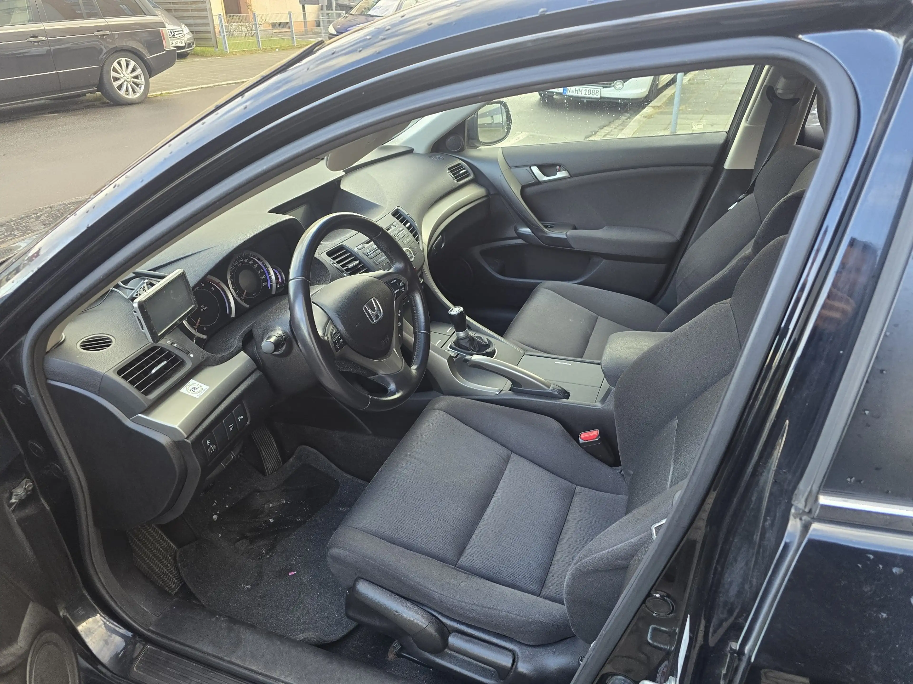 Honda Accord Elegance — photo 11