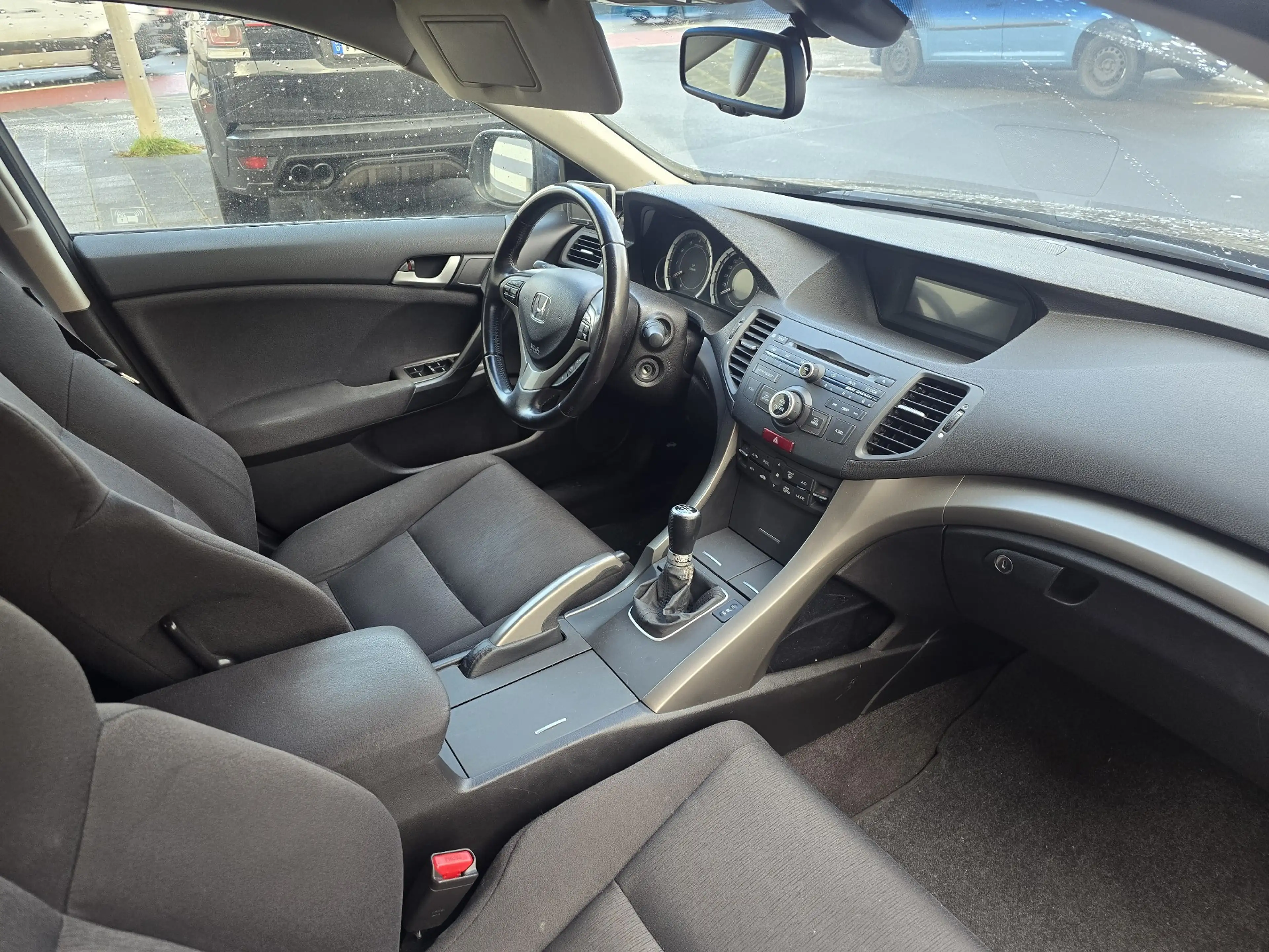 Honda Accord Elegance — photo 10