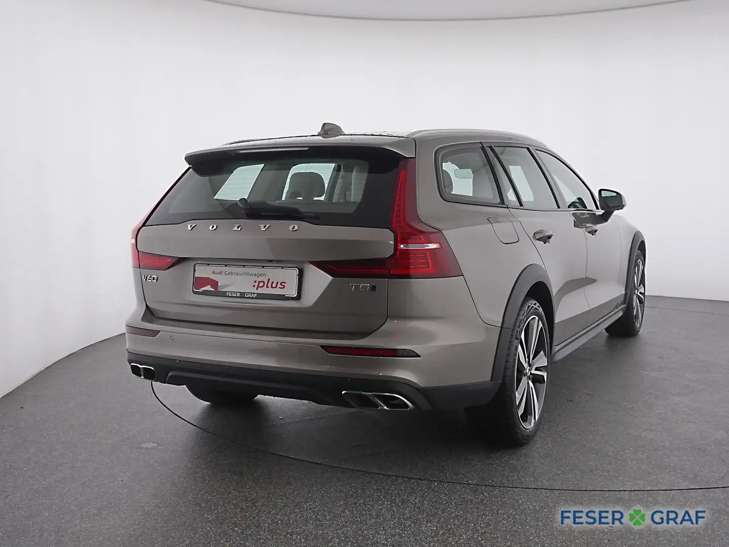 Volvo T5 AWD Kamera,LED,Navi,Leder Сірий - 2