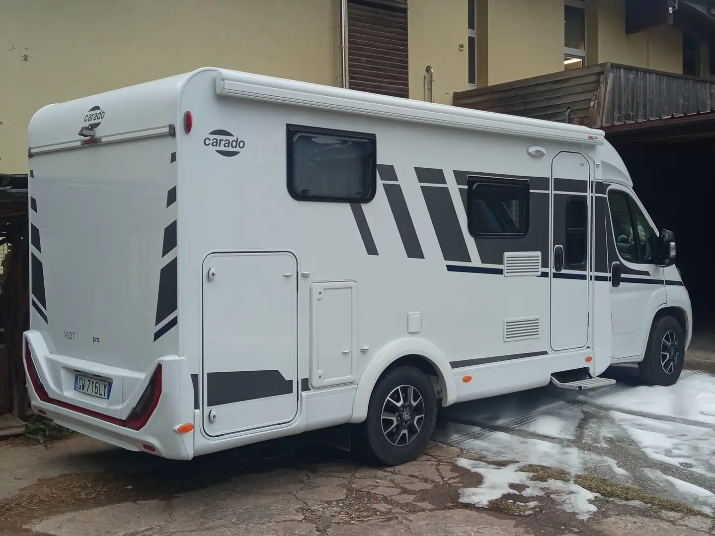 Caravans-Wohnm Carado Blanc - 1