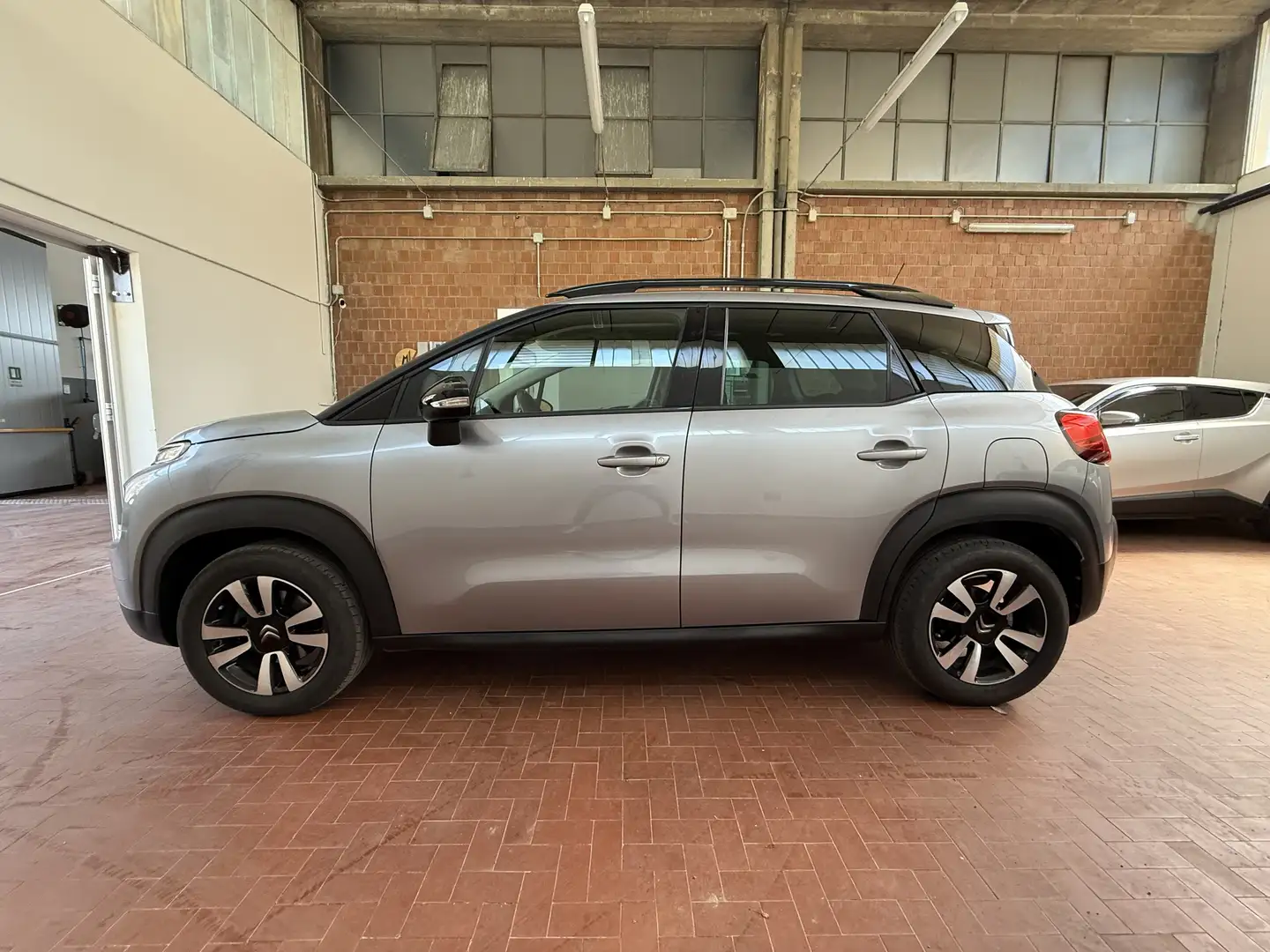 Citroen C3 Aircross 1.2 puretech Shine s&s 110cv unico proprietario - 2