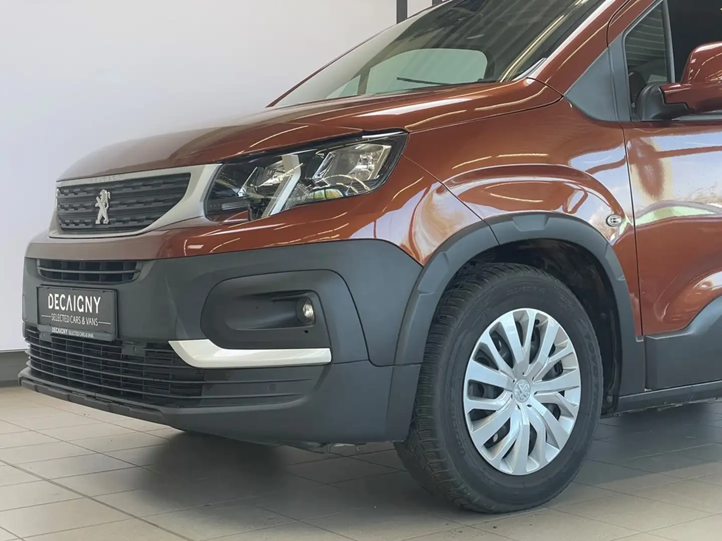 Peugeot Rifter 1.2 PureTech *Sensoren voor/achter*2 Schuifdeuren* Hnědá - 2