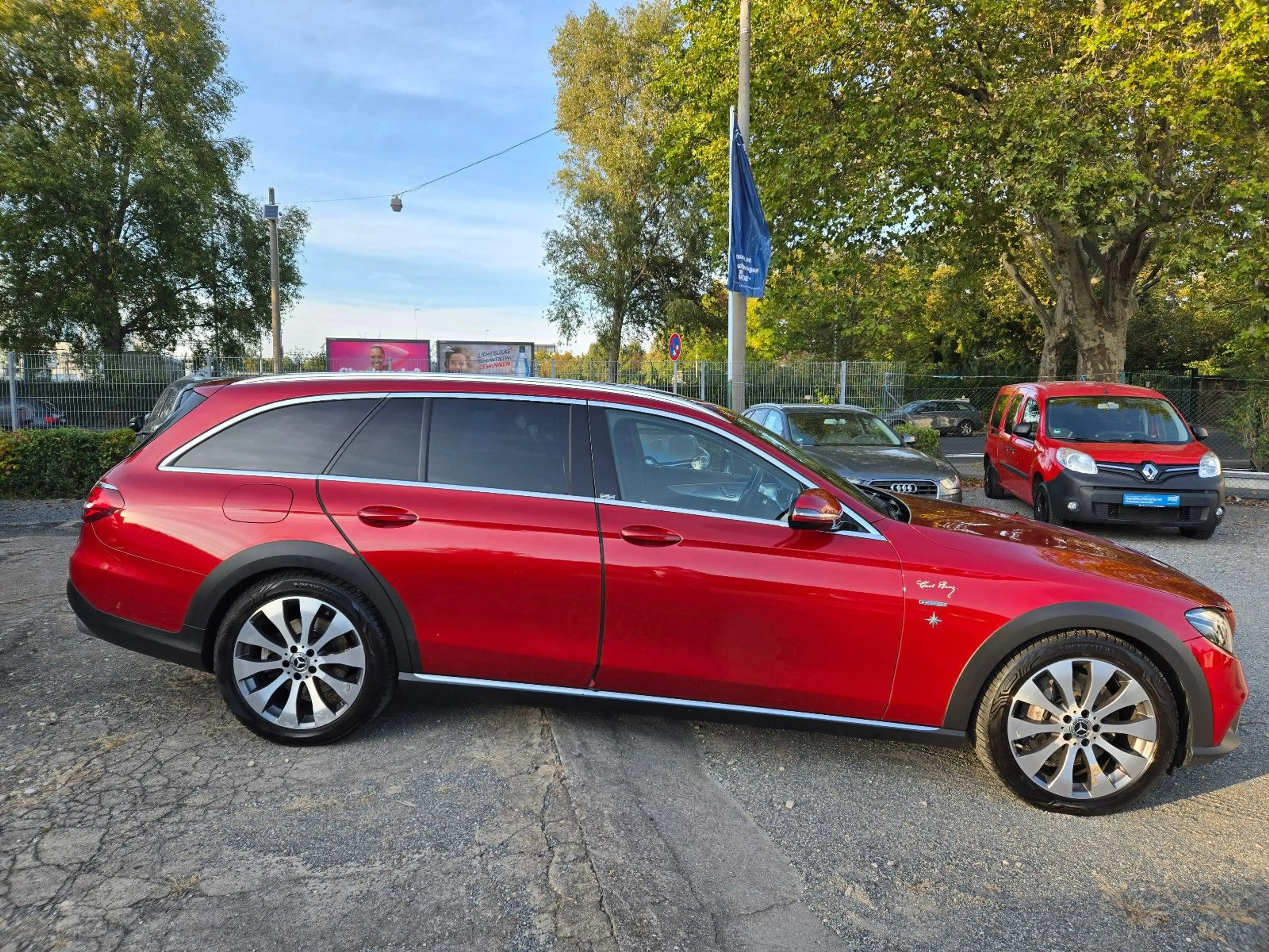 Mercedes-Benz E 350 E T 4Matic All-Terrain / Avantgarde — photo 7