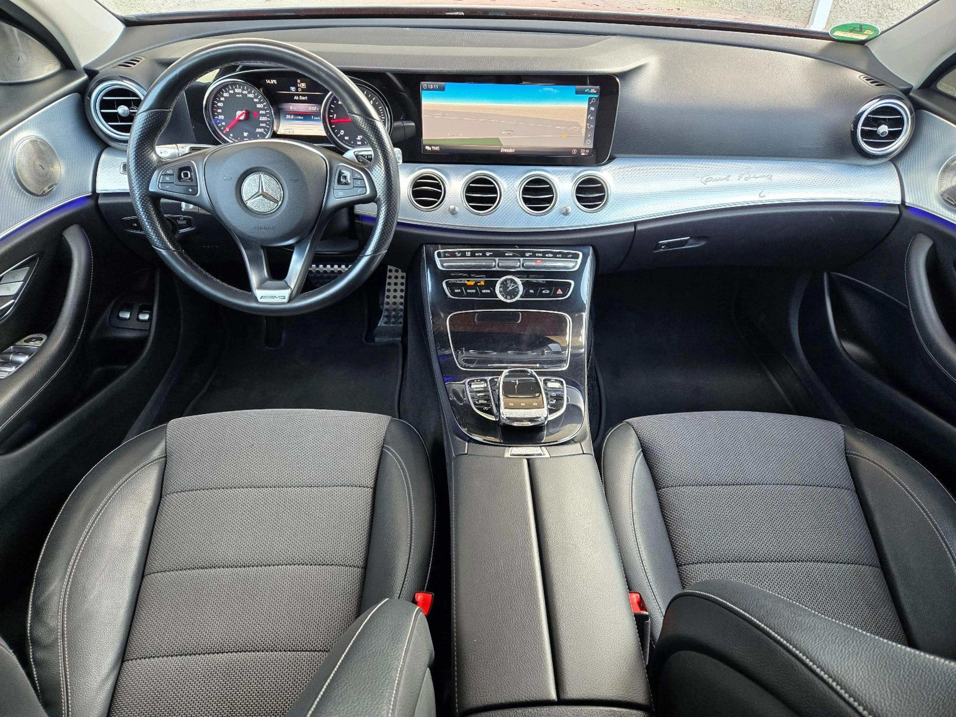 Mercedes-Benz E 350 E T 4Matic All-Terrain / Avantgarde — photo 14