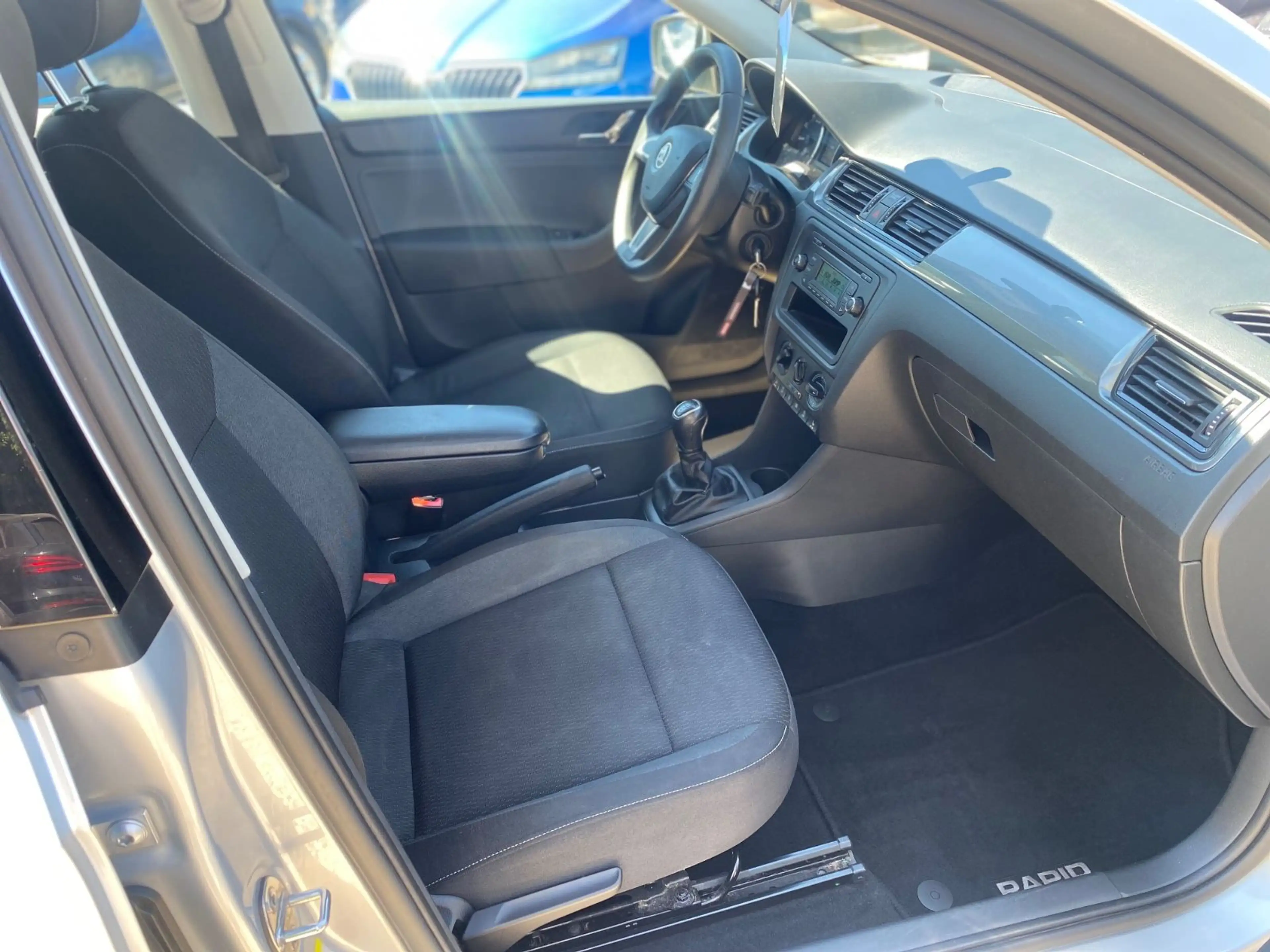 Skoda Rapid/Spaceback 1.2 TSI Ambition Spaceback PDC 2.Hand — photo 13