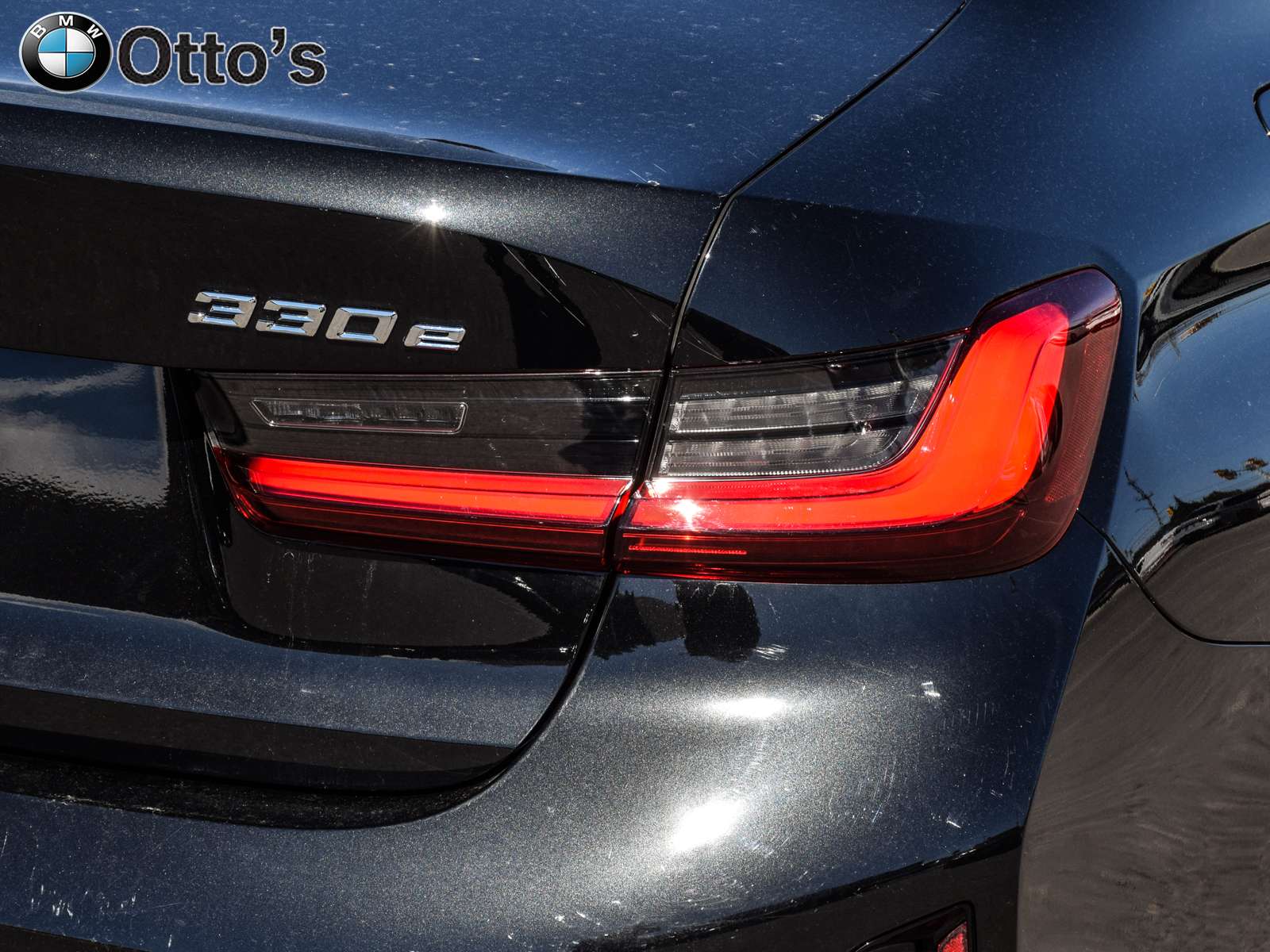 2023 BMW 3 Series xDrive Sedan thumb 8