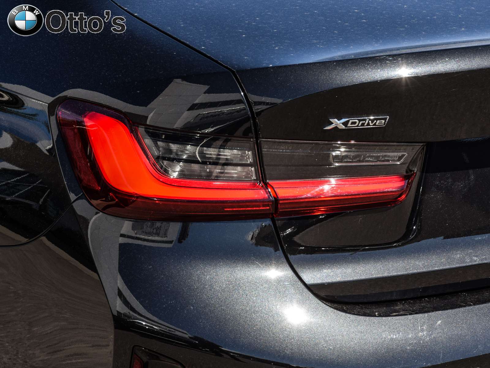2023 BMW 3 Series xDrive Sedan thumb 7