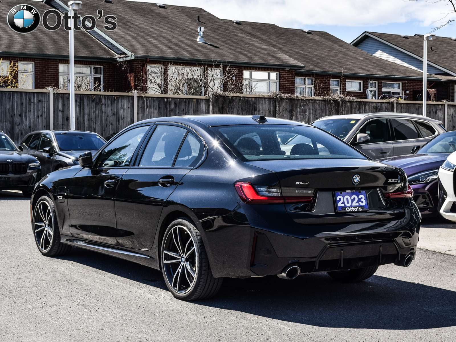 2023 BMW 3 Series xDrive Sedan alt 5