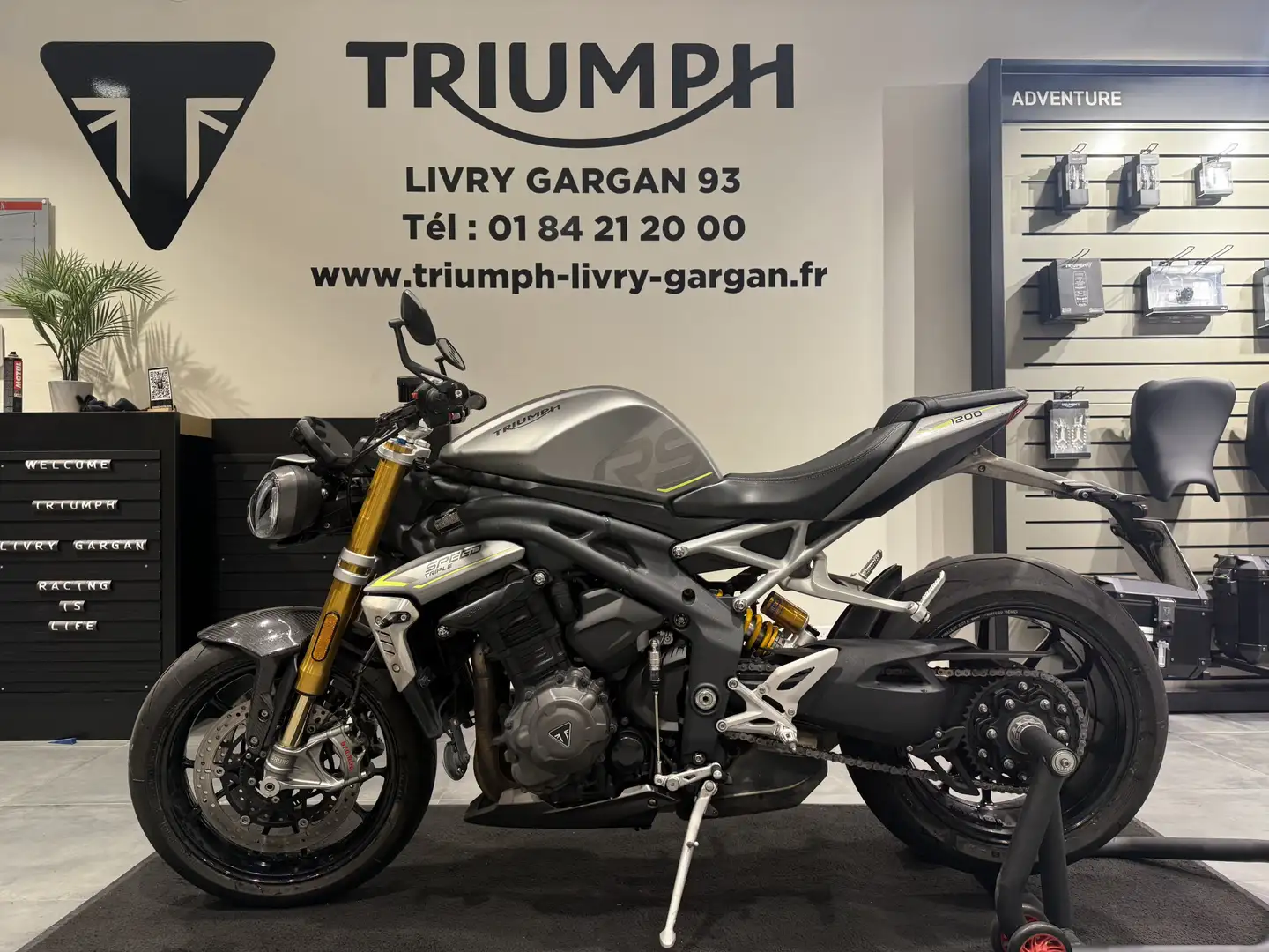 Triumph Speed Triple 1200 RS Gris - 2