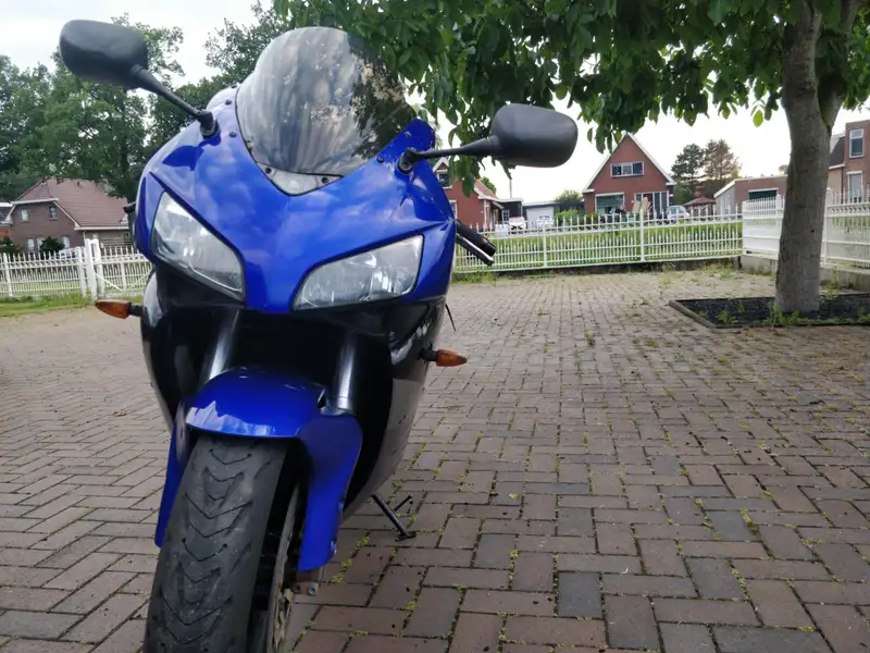 Honda Fireblade - foto 7